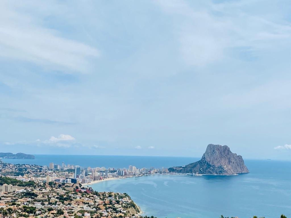 4 Bedroom 5 Bathroom villa in Calpe