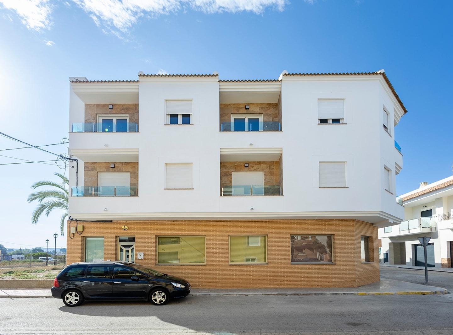 2 Bedroom 1 Bathroom apartment in Jacarilla