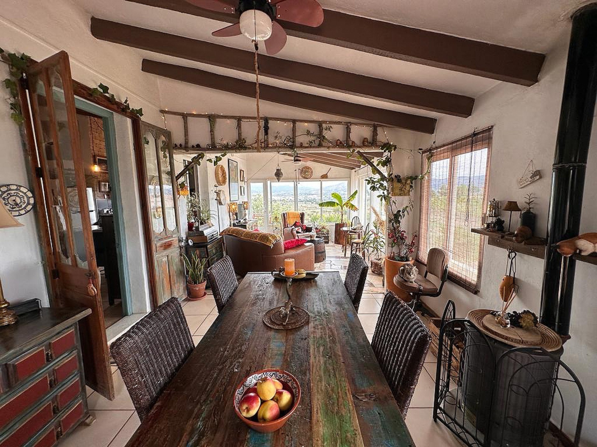 Resale - 5 Bedroom 2 Bathroom Villa in Sax - - Alicante Resale - 5 Bedroom 2 Bathroom Villa in Sax - - Alicante