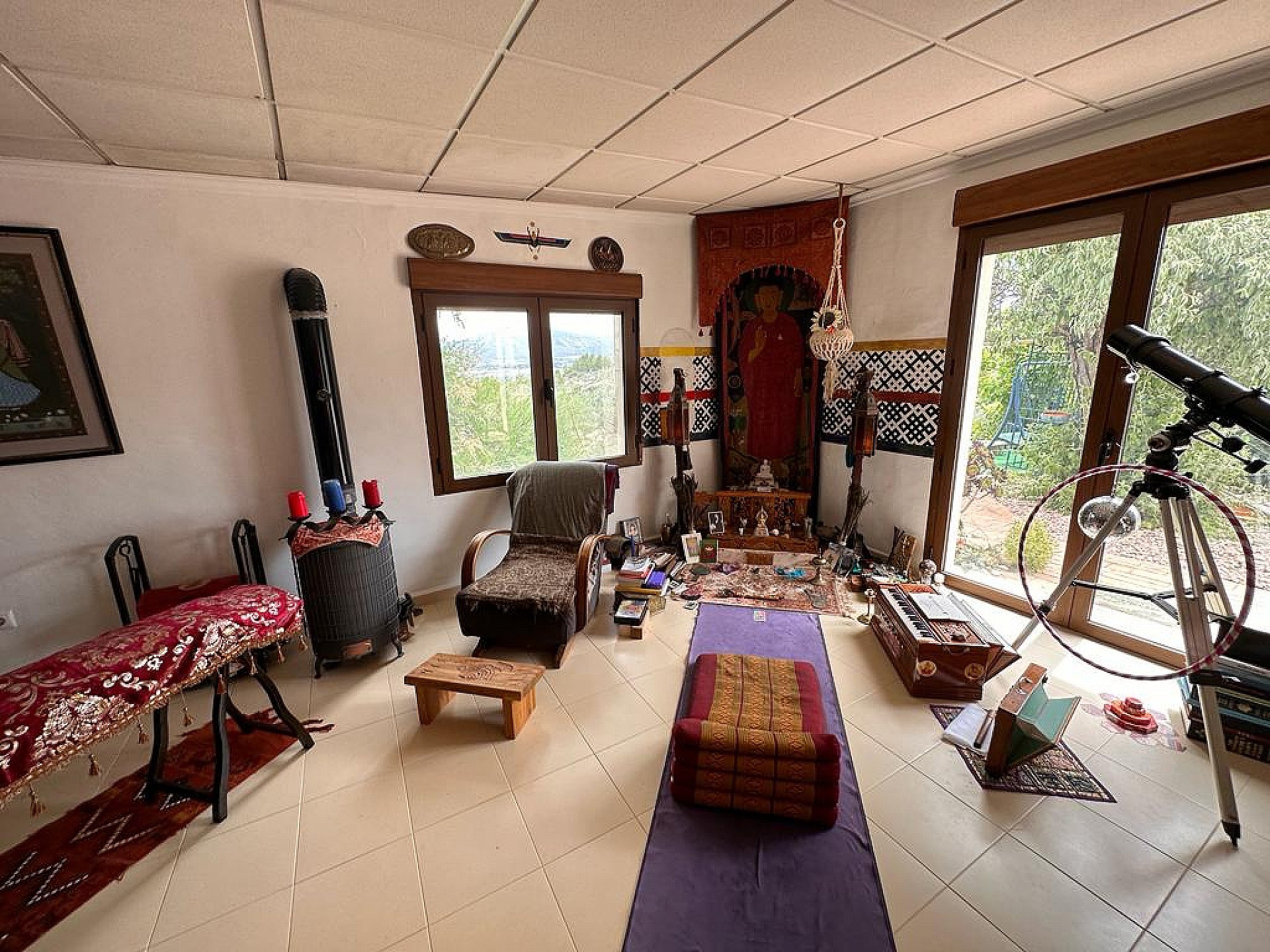 Resale - 5 Bedroom 2 Bathroom Villa in Sax - - Alicante Resale - 5 Bedroom 2 Bathroom Villa in Sax - - Alicante