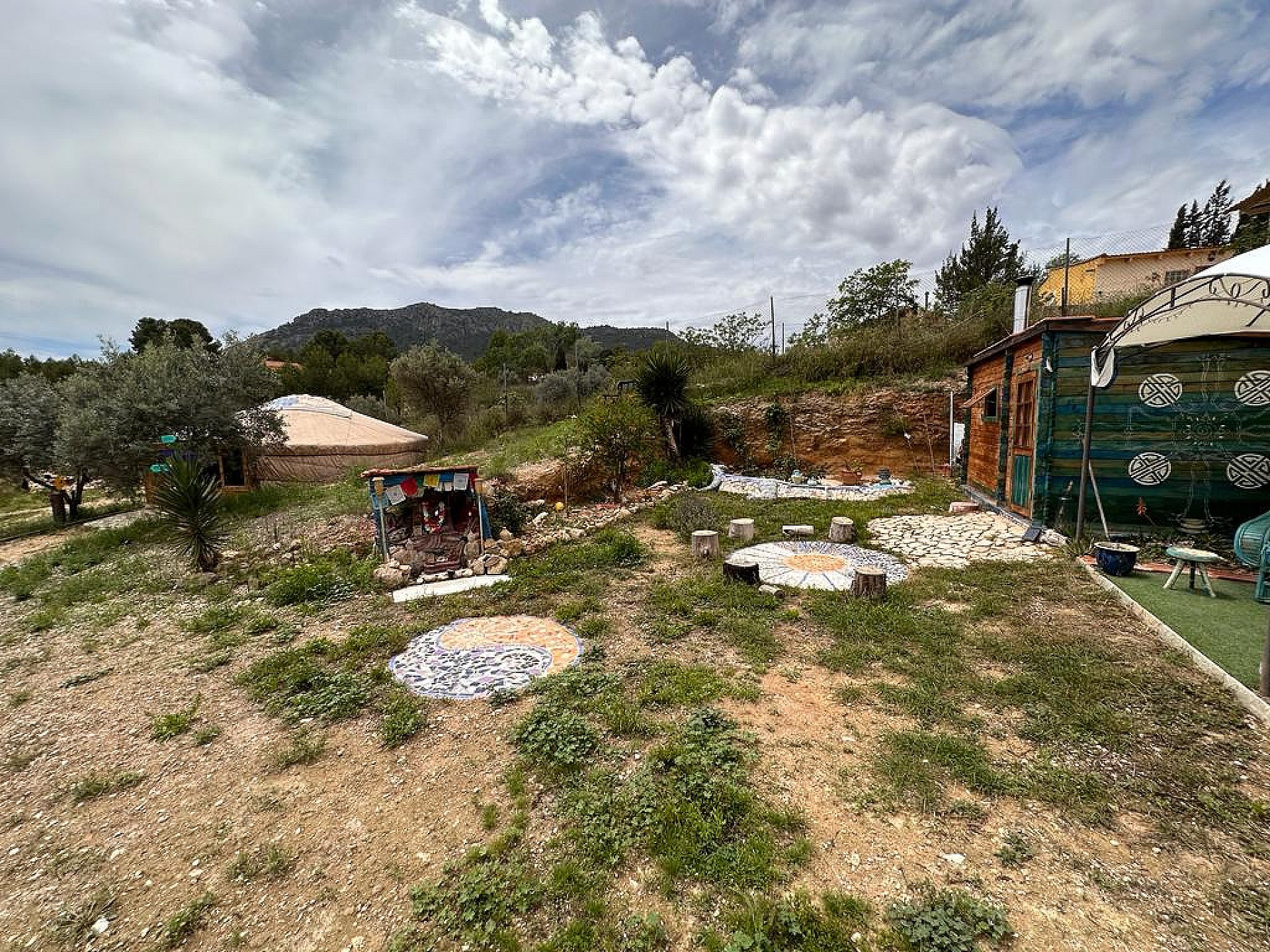 Resale - 5 Bedroom 2 Bathroom Villa in Sax - - Alicante Resale - 5 Bedroom 2 Bathroom Villa in Sax - - Alicante