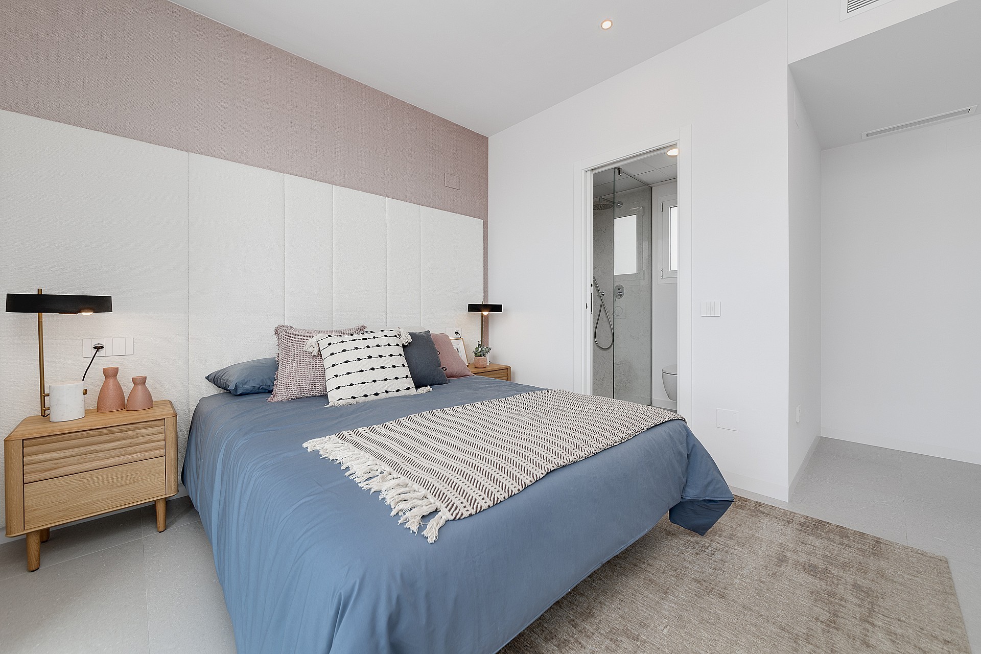 Resale - 3 Bedroom 3 Bathroom Villa in Mutxamel - - Alicante Resale - 3 Bedroom 3 Bathroom Villa in Mutxamel - - Alicante