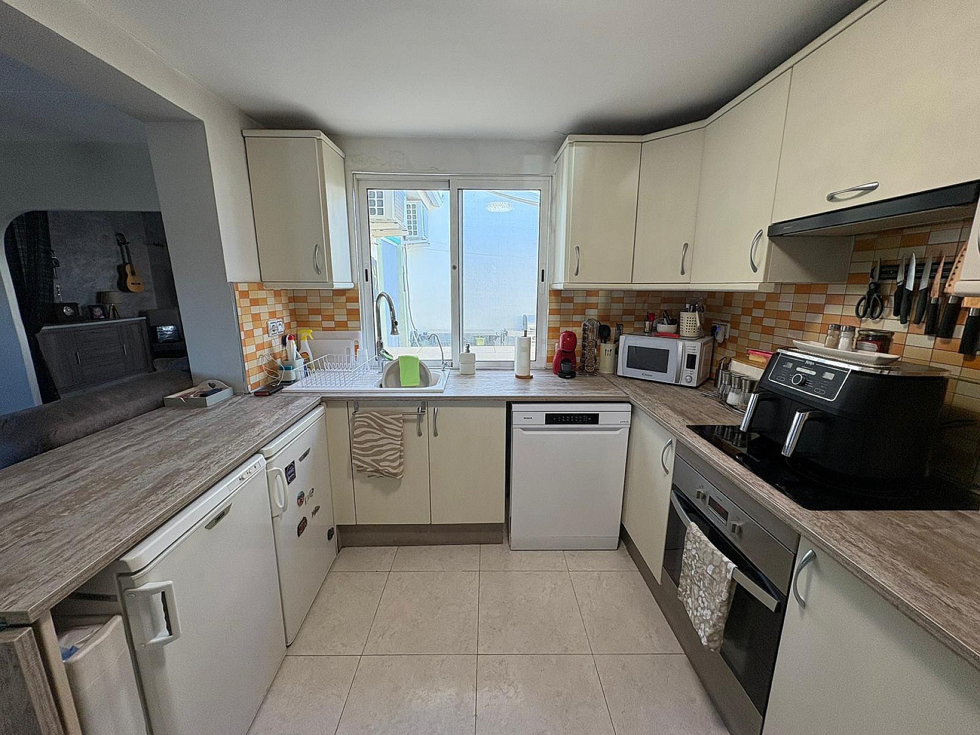Resale - 3 Bedroom 2 Bathroom Townhouse in Casas del Señor - - Alicante Resale - 3 Bedroom 2 Bathroom Townhouse in Casas del Señor - - Alicante
