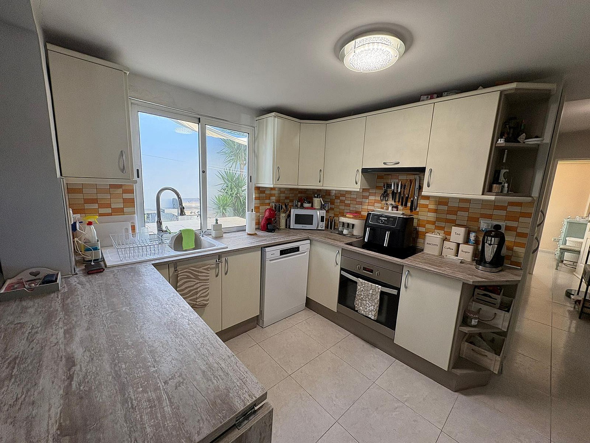 Resale - 3 Bedroom 2 Bathroom Townhouse in Casas del Señor - - Alicante Resale - 3 Bedroom 2 Bathroom Townhouse in Casas del Señor - - Alicante