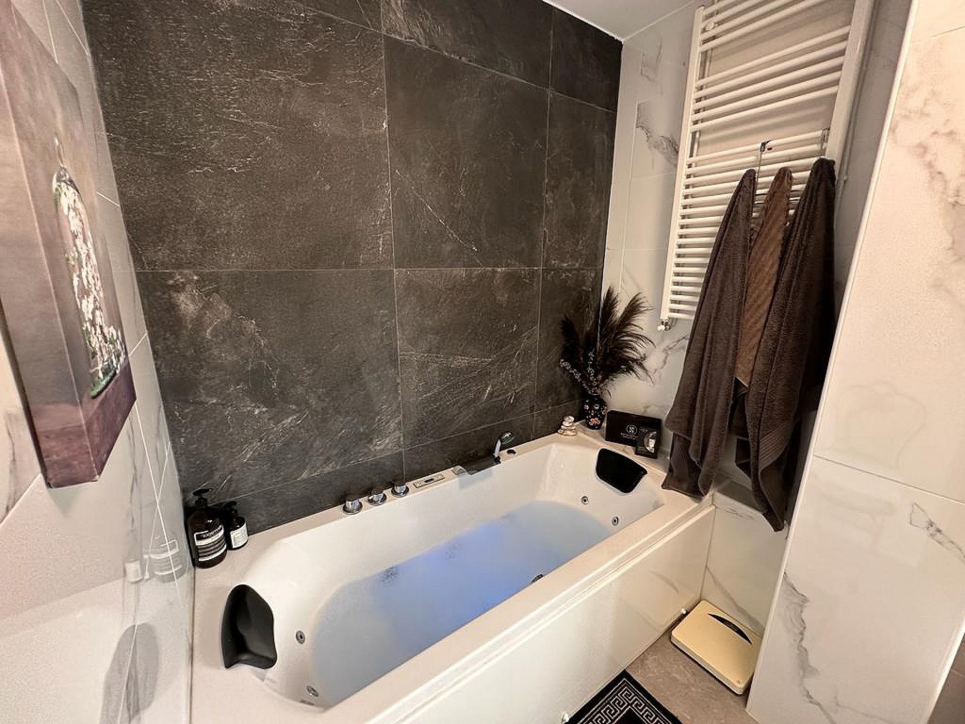 Resale - 5 Bedroom 2 Bathroom Villa in Sax - - Alicante Resale - 5 Bedroom 2 Bathroom Villa in Sax - - Alicante