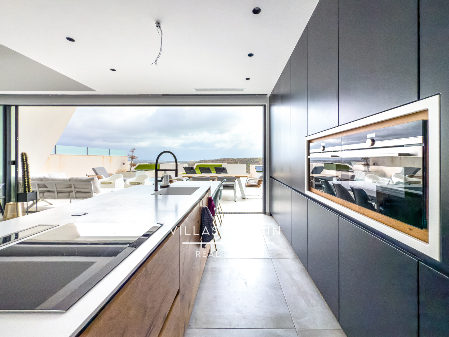 Resale - 4 bed 5 bath villa with private pool in Ciudad Quesada with sea views - av. del recorral - Alicante Resale - 4 bed 5 bath villa with private pool in Ciudad Quesada with sea views - av. del recorral - Alicante
