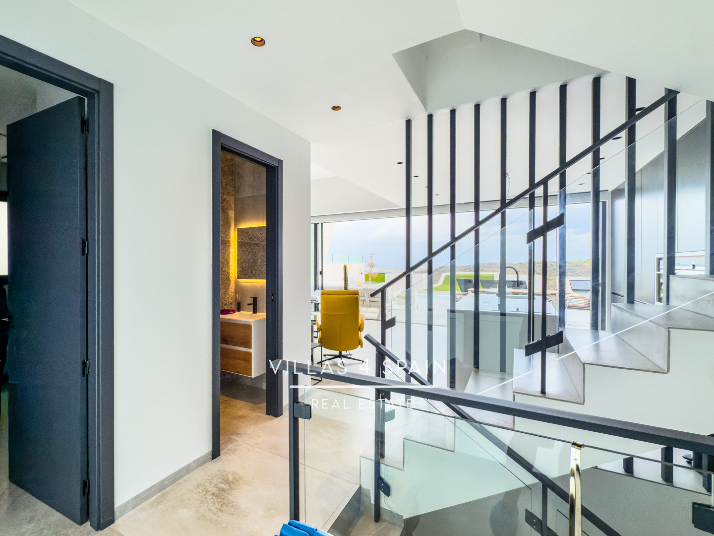 Resale - 4 bed 5 bath villa with private pool in Ciudad Quesada with sea views - av. del recorral - Alicante Resale - 4 bed 5 bath villa with private pool in Ciudad Quesada with sea views - av. del recorral - Alicante