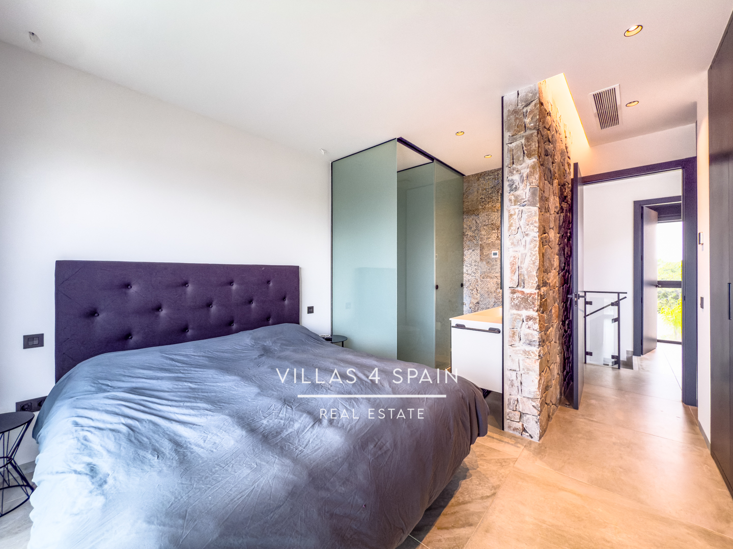 Resale - 4 bed 5 bath villa with private pool in Ciudad Quesada with sea views - av. del recorral - Alicante Resale - 4 bed 5 bath villa with private pool in Ciudad Quesada with sea views - av. del recorral - Alicante
