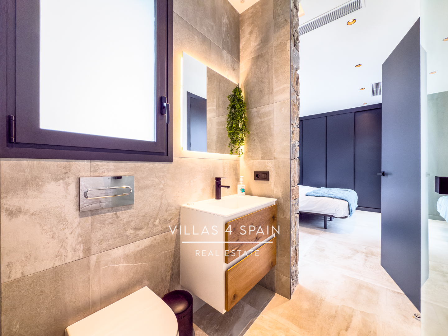 Resale - 4 bed 5 bath villa with private pool in Ciudad Quesada with sea views - av. del recorral - Alicante Resale - 4 bed 5 bath villa with private pool in Ciudad Quesada with sea views - av. del recorral - Alicante