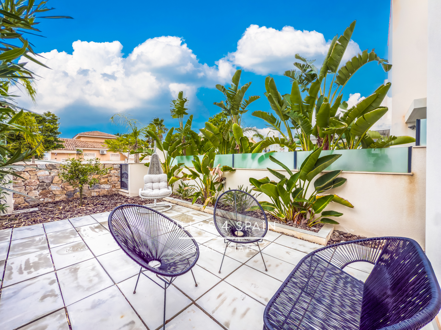Resale - 4 bed 5 bath villa with private pool in Ciudad Quesada with sea views - av. del recorral - Alicante Resale - 4 bed 5 bath villa with private pool in Ciudad Quesada with sea views - av. del recorral - Alicante