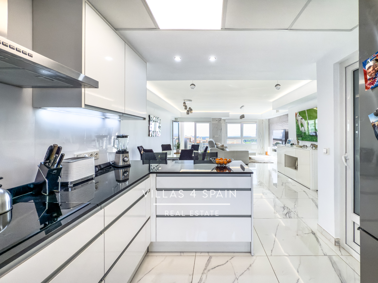 Resale - 2 Bed 2 Bath Sea View Apartment in Campoamor Villamartin with community pool - av. de ibiza  - Alicante Resale - 2 Bed 2 Bath Sea View Apartment in Campoamor Villamartin with community pool - av. de ibiza  - Alicante