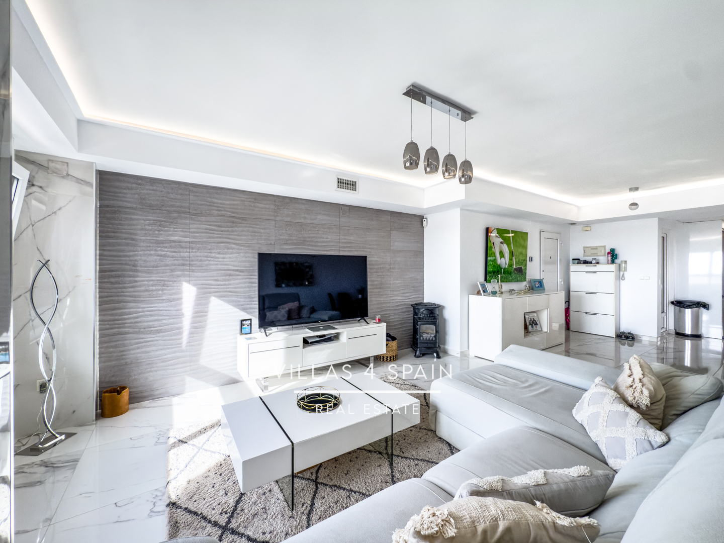 Resale - 2 Bed 2 Bath Sea View Apartment in Campoamor Villamartin with community pool - av. de ibiza  - Alicante Resale - 2 Bed 2 Bath Sea View Apartment in Campoamor Villamartin with community pool - av. de ibiza  - Alicante