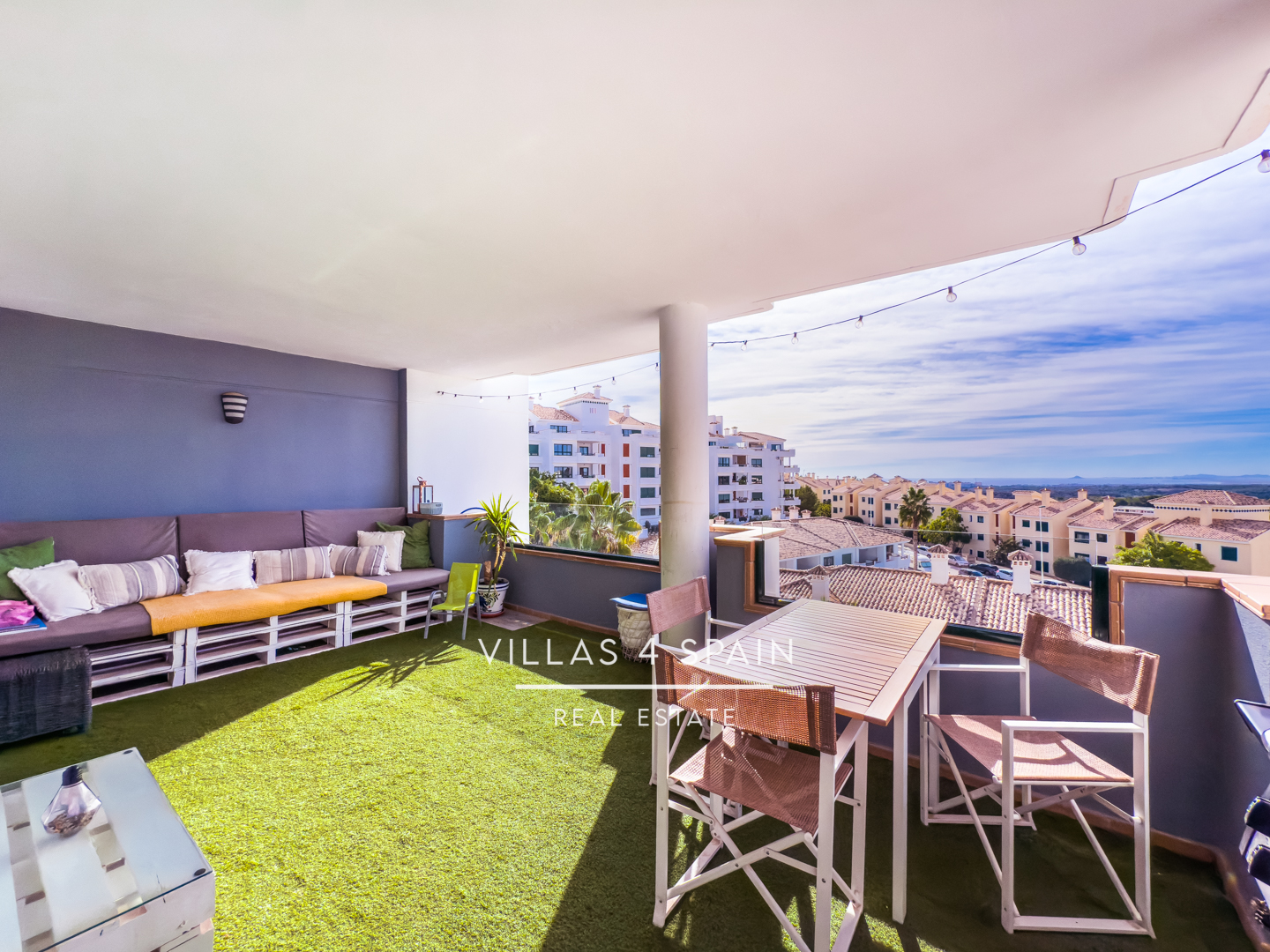 Resale - 2 Bed 2 Bath Sea View Apartment in Campoamor Villamartin with community pool - av. de ibiza  - Alicante Resale - 2 Bed 2 Bath Sea View Apartment in Campoamor Villamartin with community pool - av. de ibiza  - Alicante