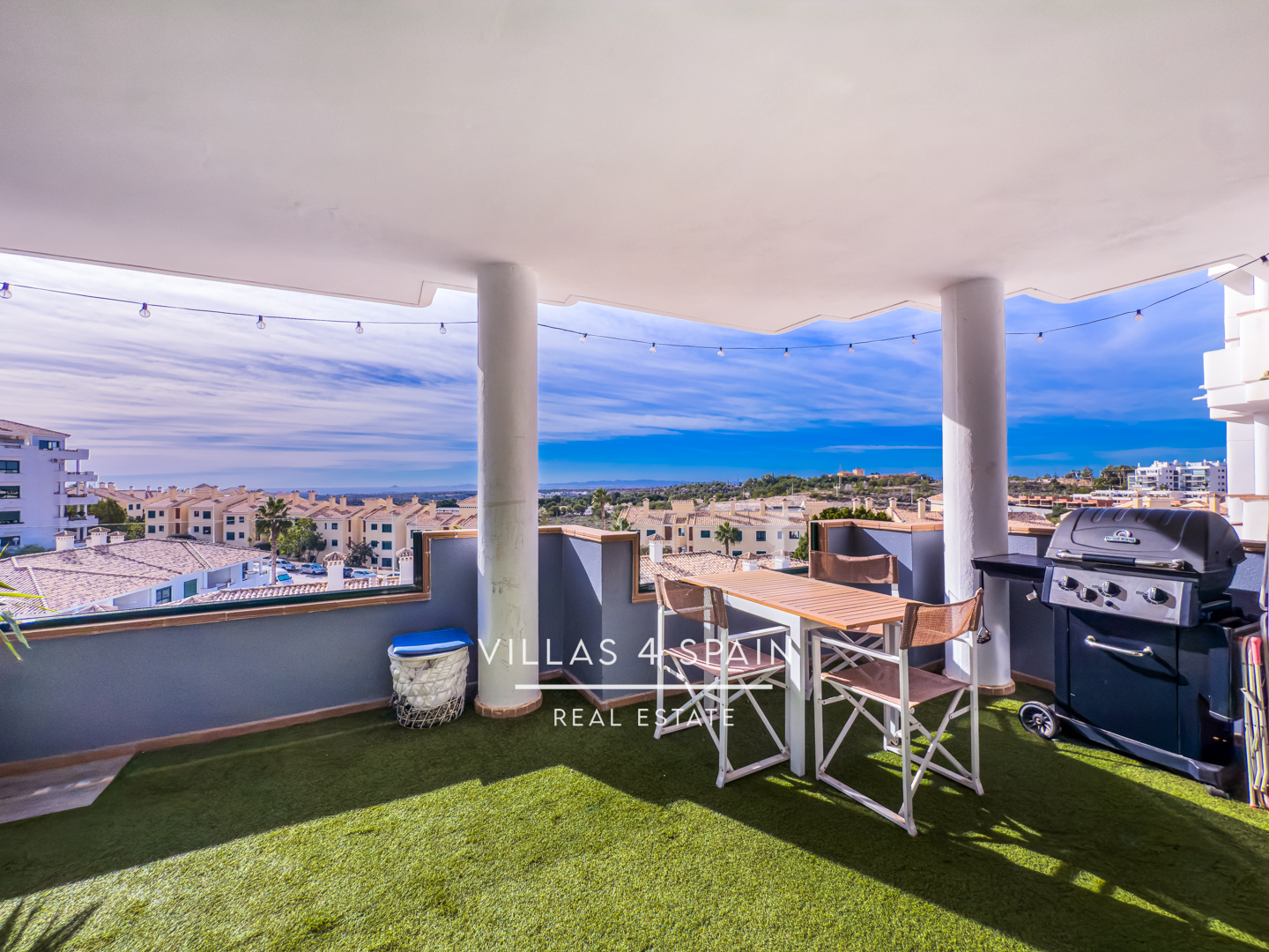 Resale - 2 Bed 2 Bath Sea View Apartment in Campoamor Villamartin with community pool - av. de ibiza  - Alicante Resale - 2 Bed 2 Bath Sea View Apartment in Campoamor Villamartin with community pool - av. de ibiza  - Alicante