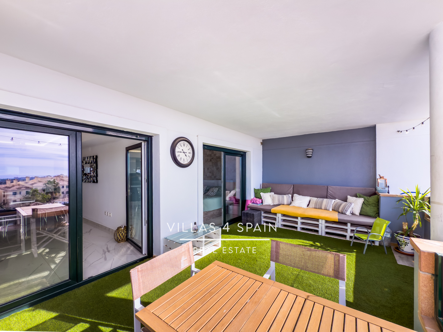 Resale - 2 Bed 2 Bath Sea View Apartment in Campoamor Villamartin with community pool - av. de ibiza  - Alicante Resale - 2 Bed 2 Bath Sea View Apartment in Campoamor Villamartin with community pool - av. de ibiza  - Alicante