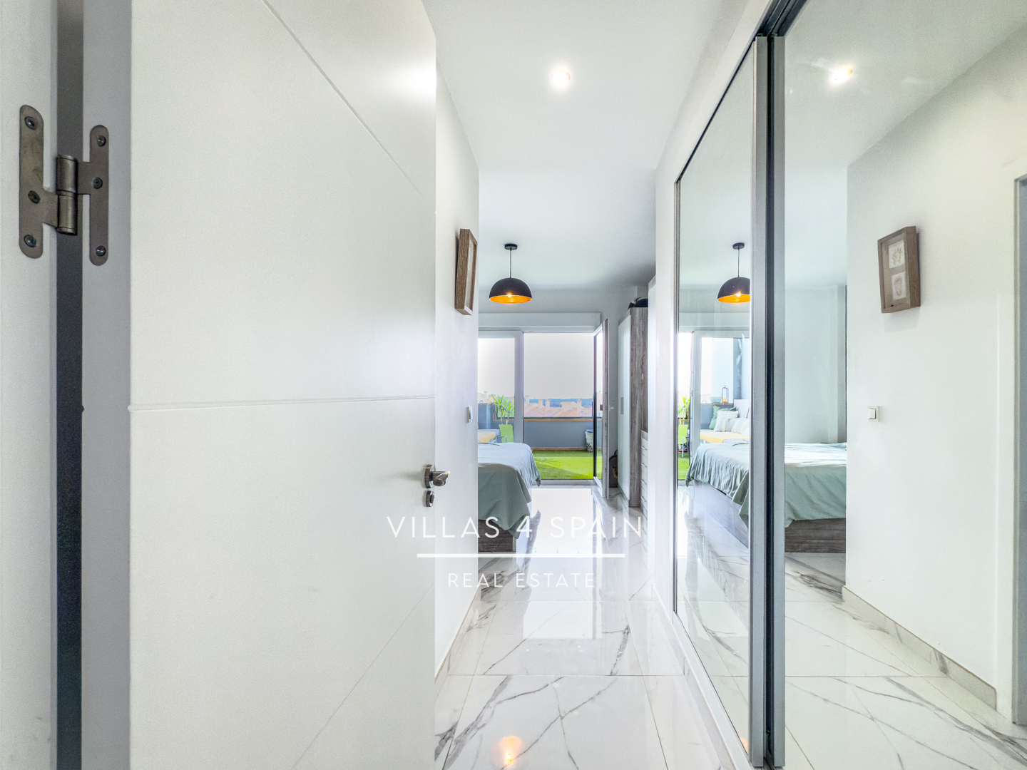 Resale - 2 Bed 2 Bath Sea View Apartment in Campoamor Villamartin with community pool - av. de ibiza  - Alicante Resale - 2 Bed 2 Bath Sea View Apartment in Campoamor Villamartin with community pool - av. de ibiza  - Alicante
