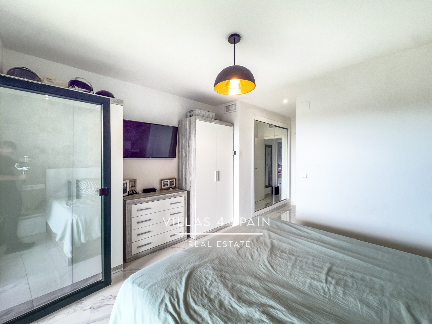 Resale - 2 Bed 2 Bath Sea View Apartment in Campoamor Villamartin with community pool - av. de ibiza  - Alicante Resale - 2 Bed 2 Bath Sea View Apartment in Campoamor Villamartin with community pool - av. de ibiza  - Alicante