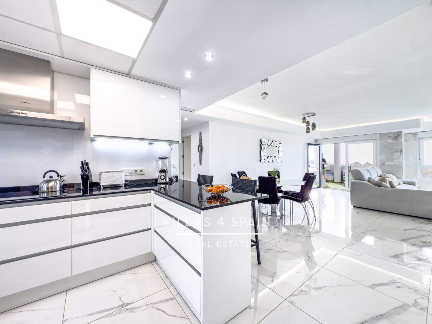Resale - 2 Bed 2 Bath Sea View Apartment in Campoamor Villamartin with community pool - av. de ibiza  - Alicante Resale - 2 Bed 2 Bath Sea View Apartment in Campoamor Villamartin with community pool - av. de ibiza  - Alicante