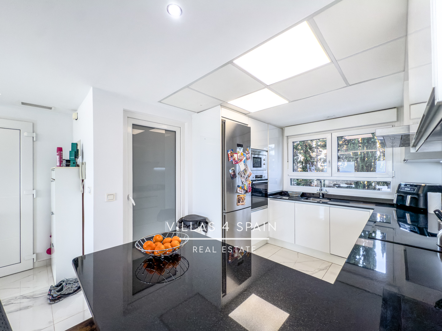 Resale - 2 Bed 2 Bath Sea View Apartment in Campoamor Villamartin with community pool - av. de ibiza  - Alicante Resale - 2 Bed 2 Bath Sea View Apartment in Campoamor Villamartin with community pool - av. de ibiza  - Alicante