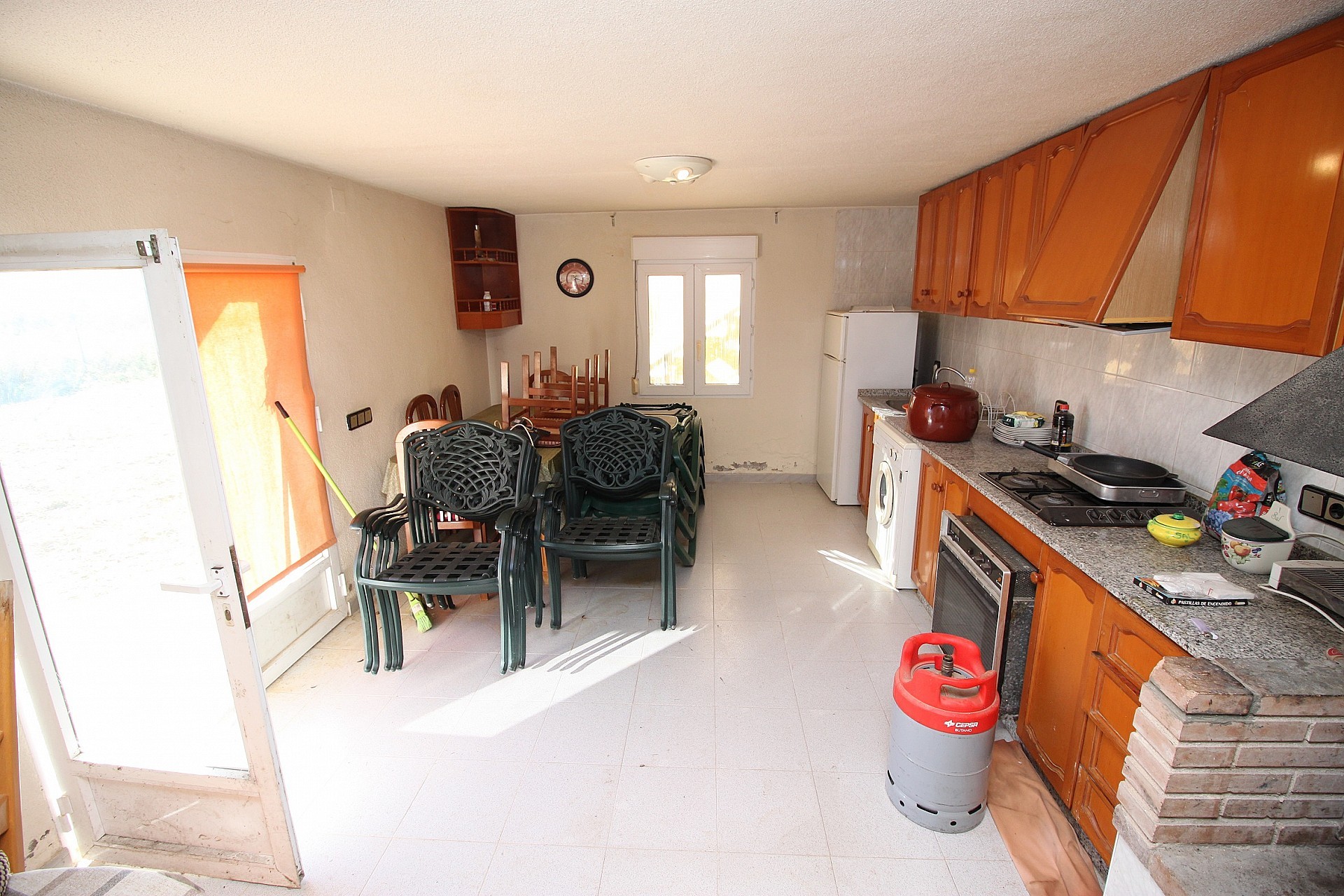 Resale - 4 Bedroom 4 Bathroom Villa in Monovar -  - Alicante