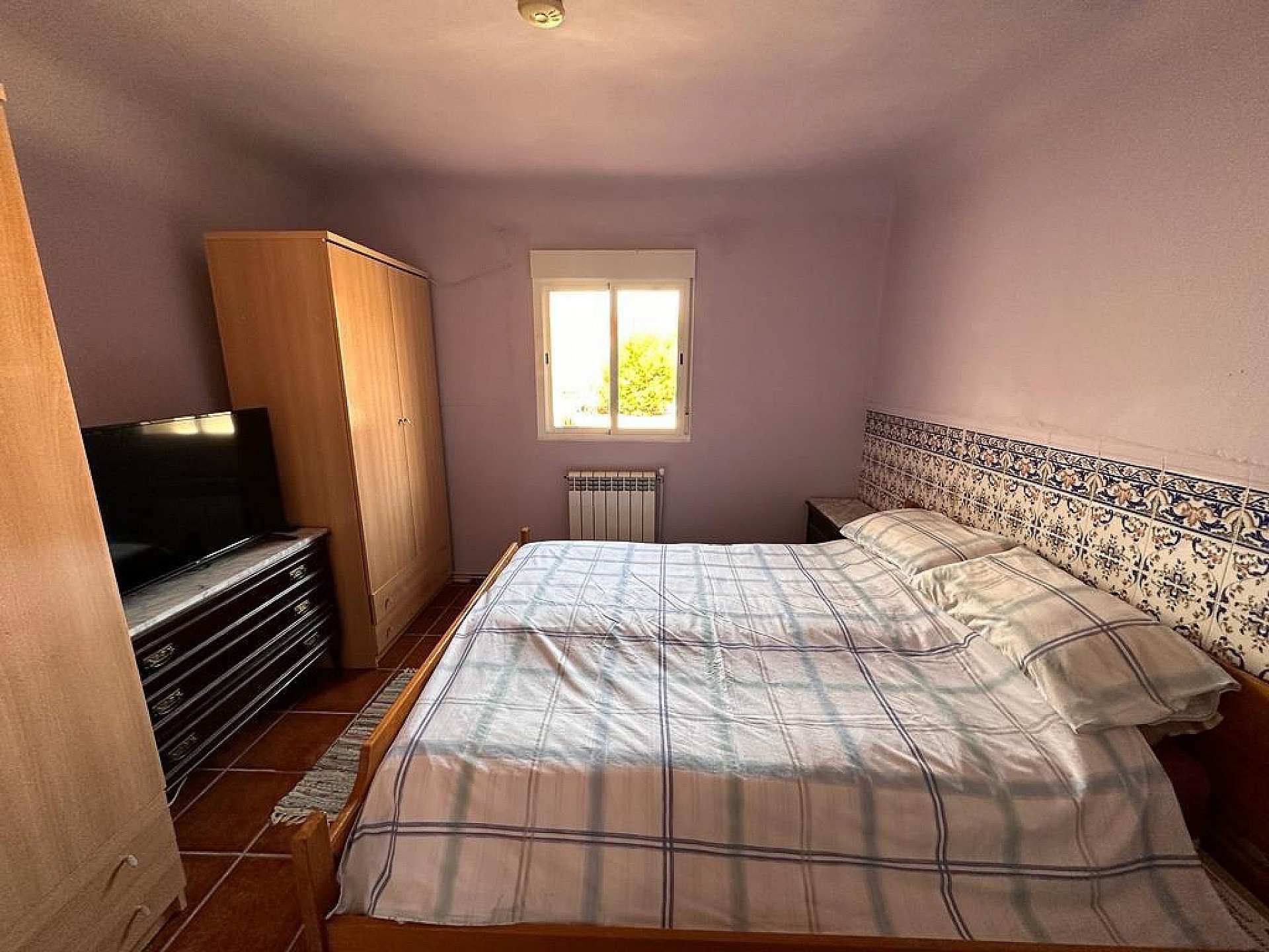 Resale - 3 Bedroom 1 Bathroom Commercial in Pinoso -  - Alicante