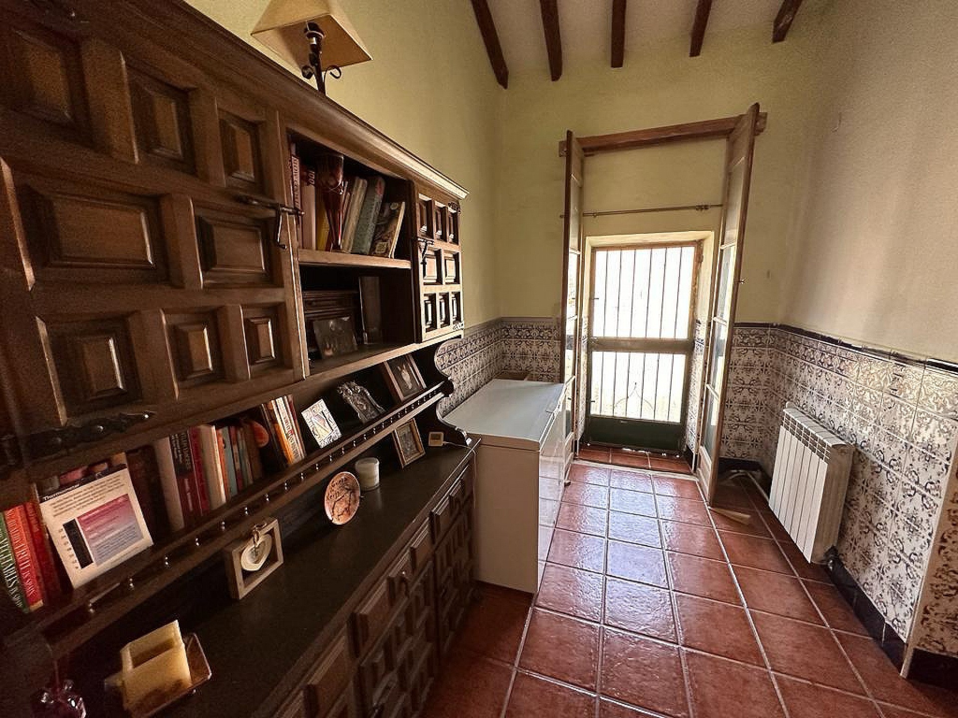 Resale - 3 Bedroom 1 Bathroom Commercial in Pinoso -  - Alicante