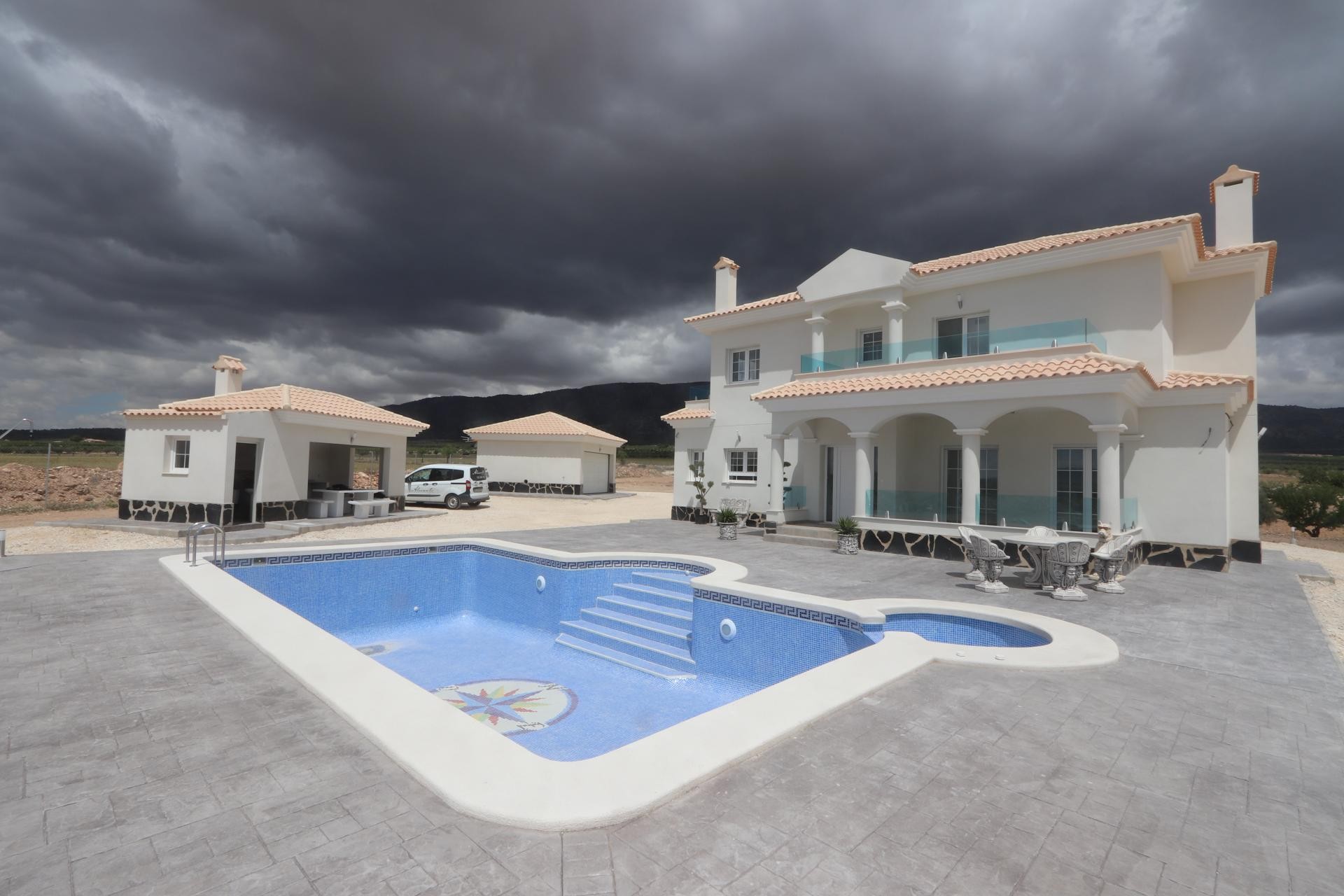 Sold - 4 Bedroom 3 Bathroom Villa in Pinoso -  - Alicante