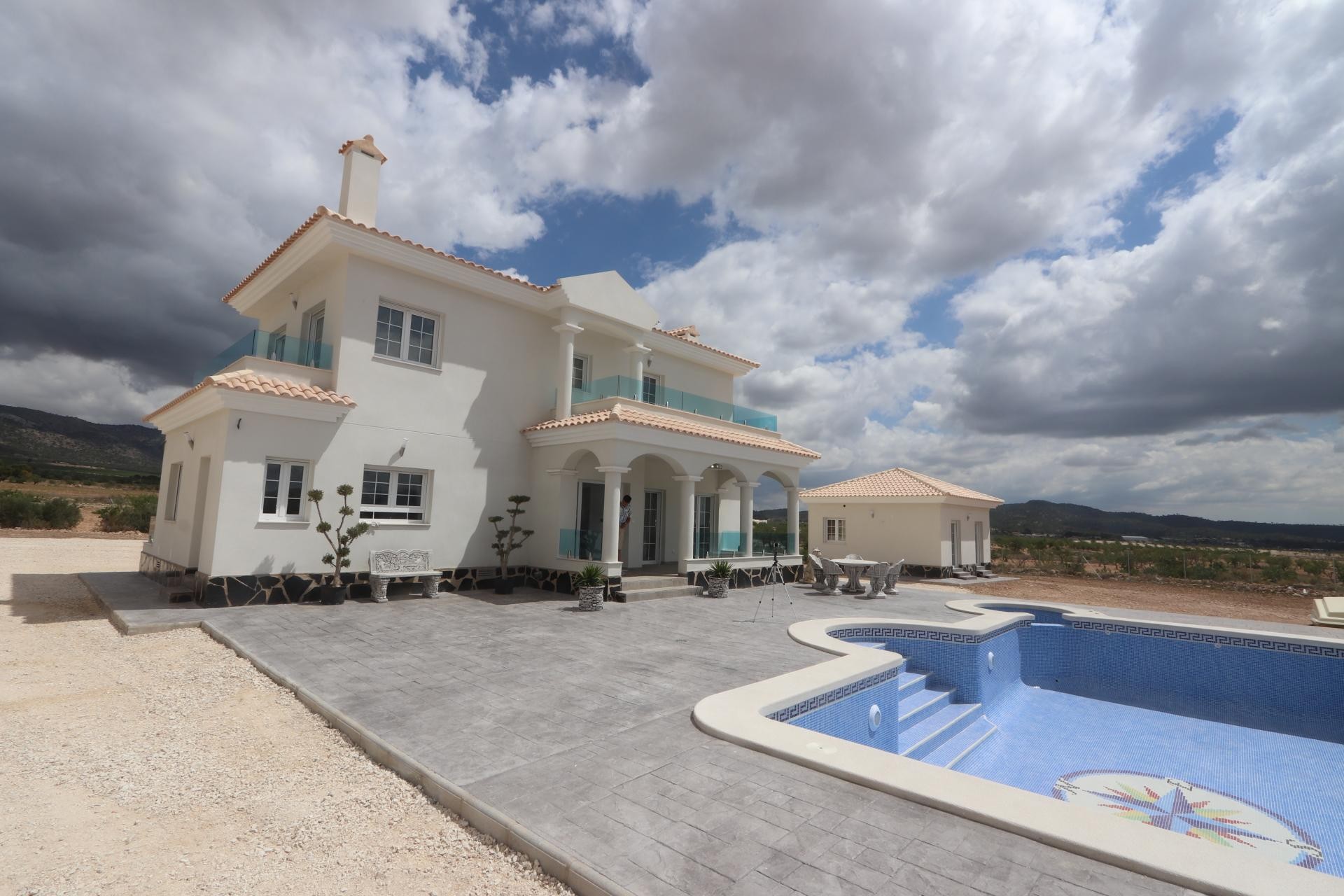Sold - 4 Bedroom 3 Bathroom Villa in Pinoso -  - Alicante
