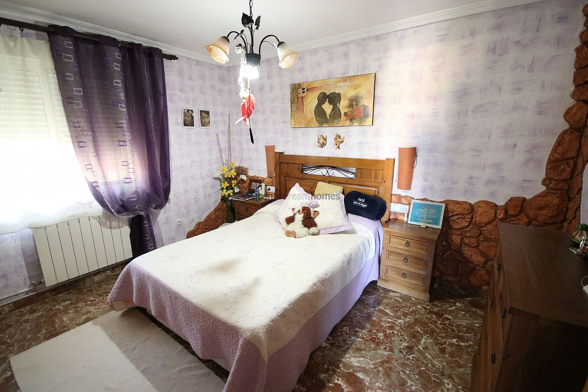 Resale - 9 Bedroom 4 Bathroom Villa in Monóvar -  - Alicante