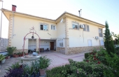 3-4391/4387, 9 Bedroom 4 Bathroom Villa in Monóvar