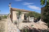3-4324/4389, 3 Bedroom 1 Bathroom Country house in Monovar