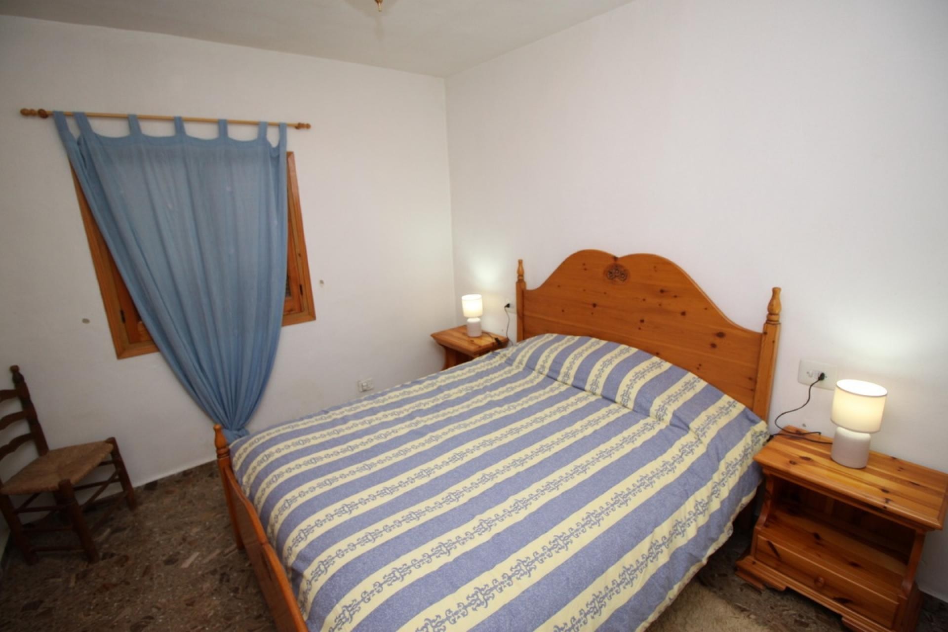 Resale - 5 Bedroom 4 Bathroom Villa in Agost -  - Alicante