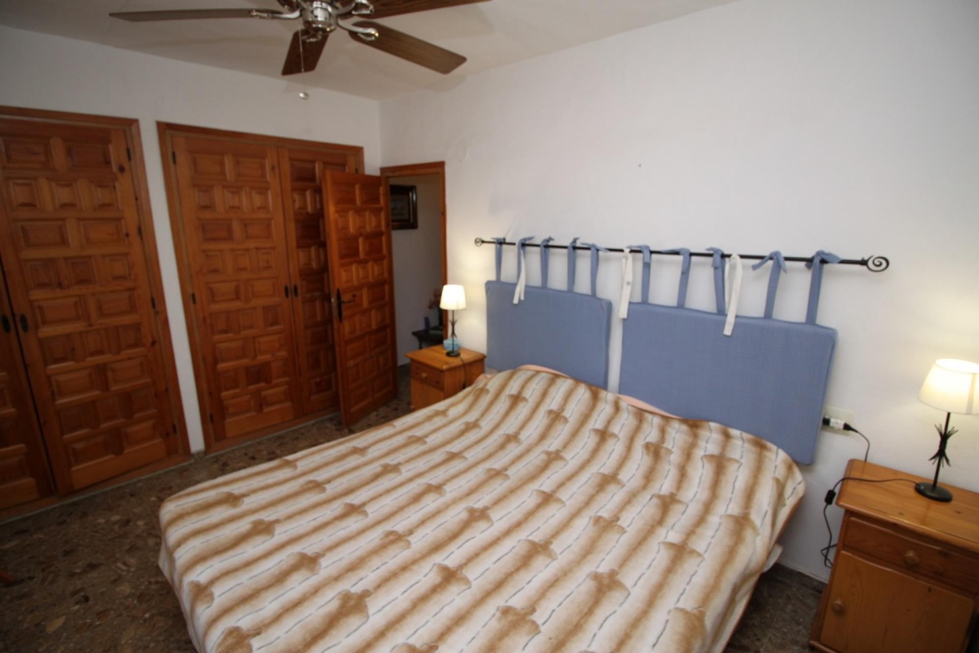 Resale - 5 Bedroom 4 Bathroom Villa in Agost -  - Alicante