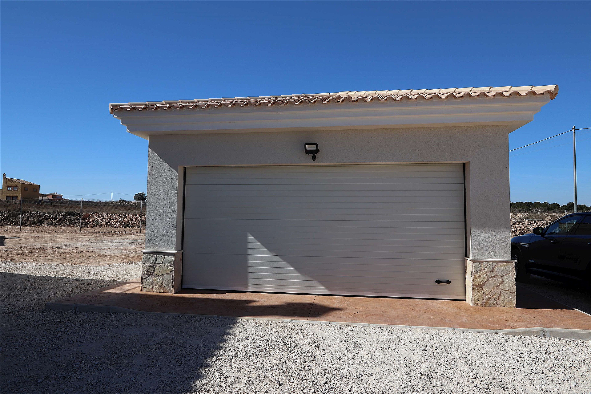 Resale - 4 Bedroom 3 Bathroom Villa in Pinoso -  - Alicante