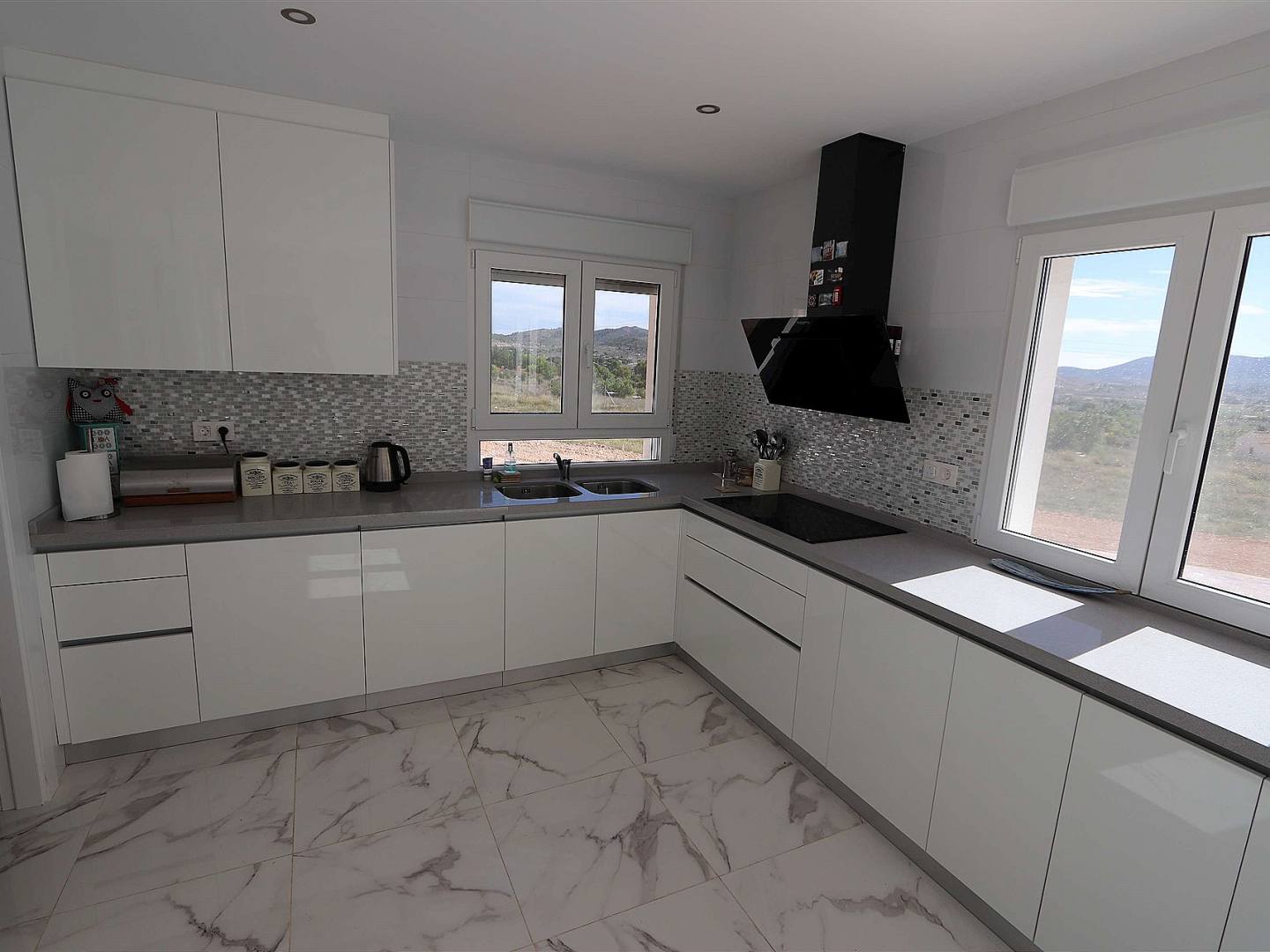 4 Bedroom 3 Bathroom Villa in Pinoso