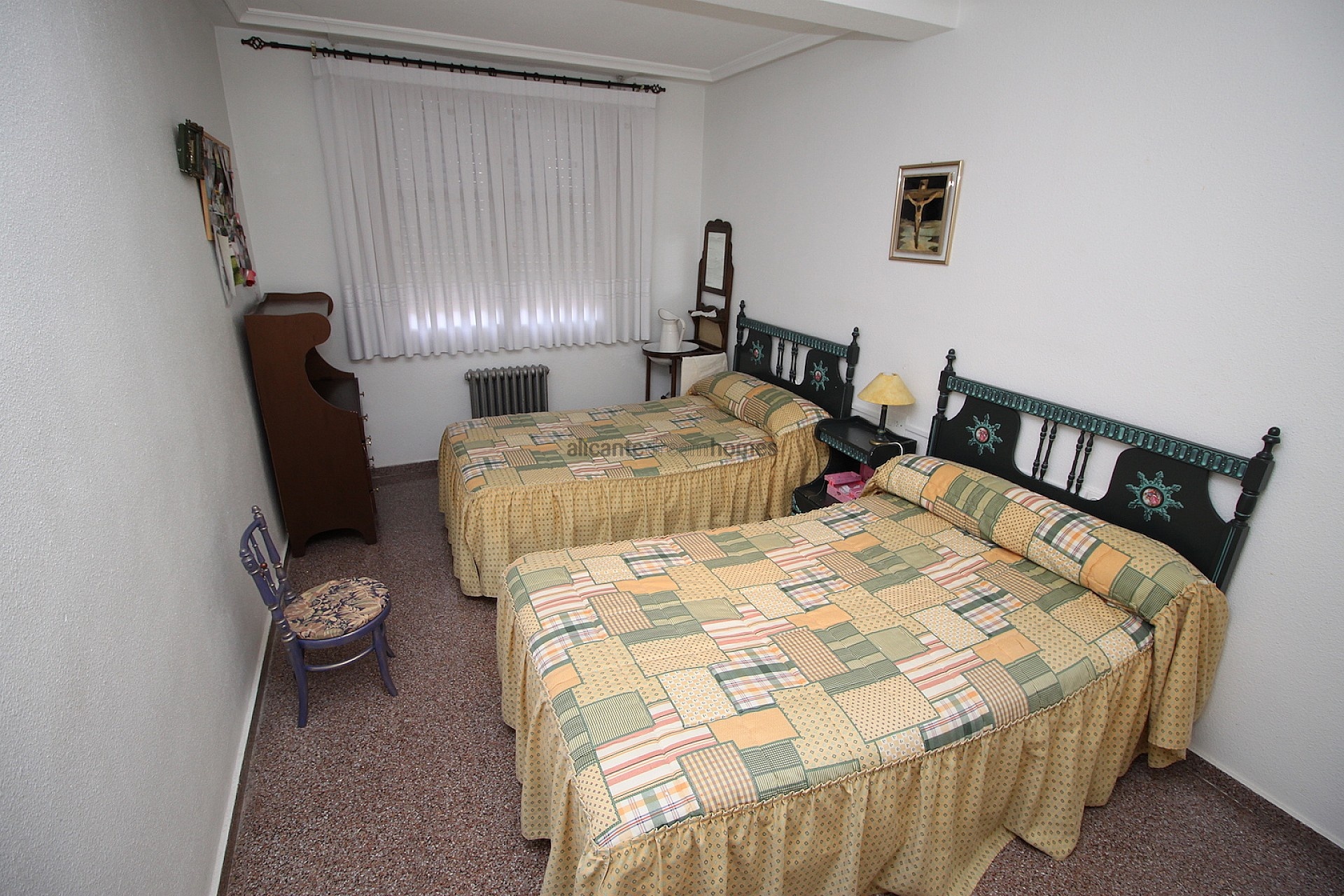 Resale - 4 Bedroom 3 Bathroom Townhouse in Monóvar -  - Alicante