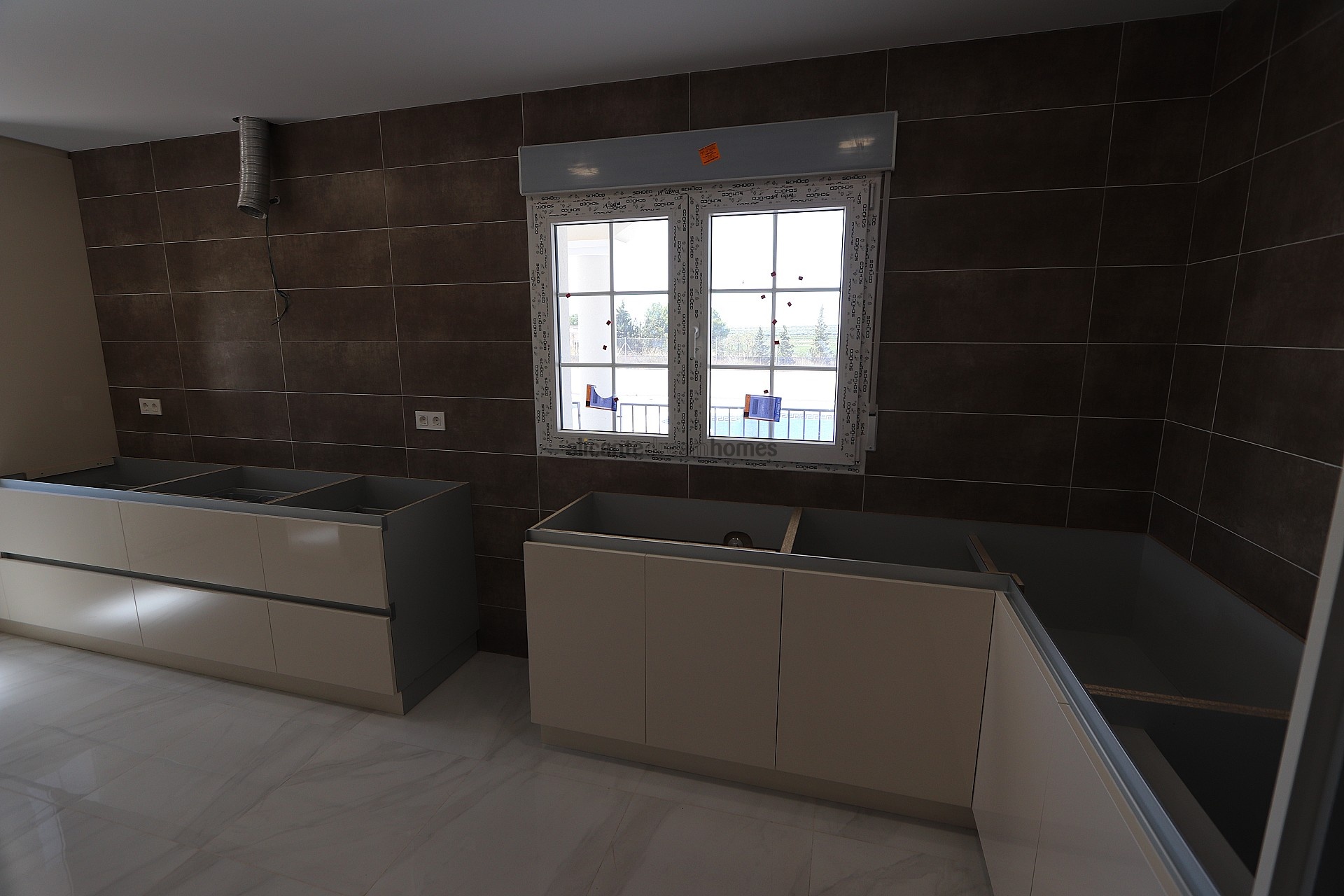 Resale - 4 Bedroom 3 Bathroom Villa in Pinoso -  - Alicante