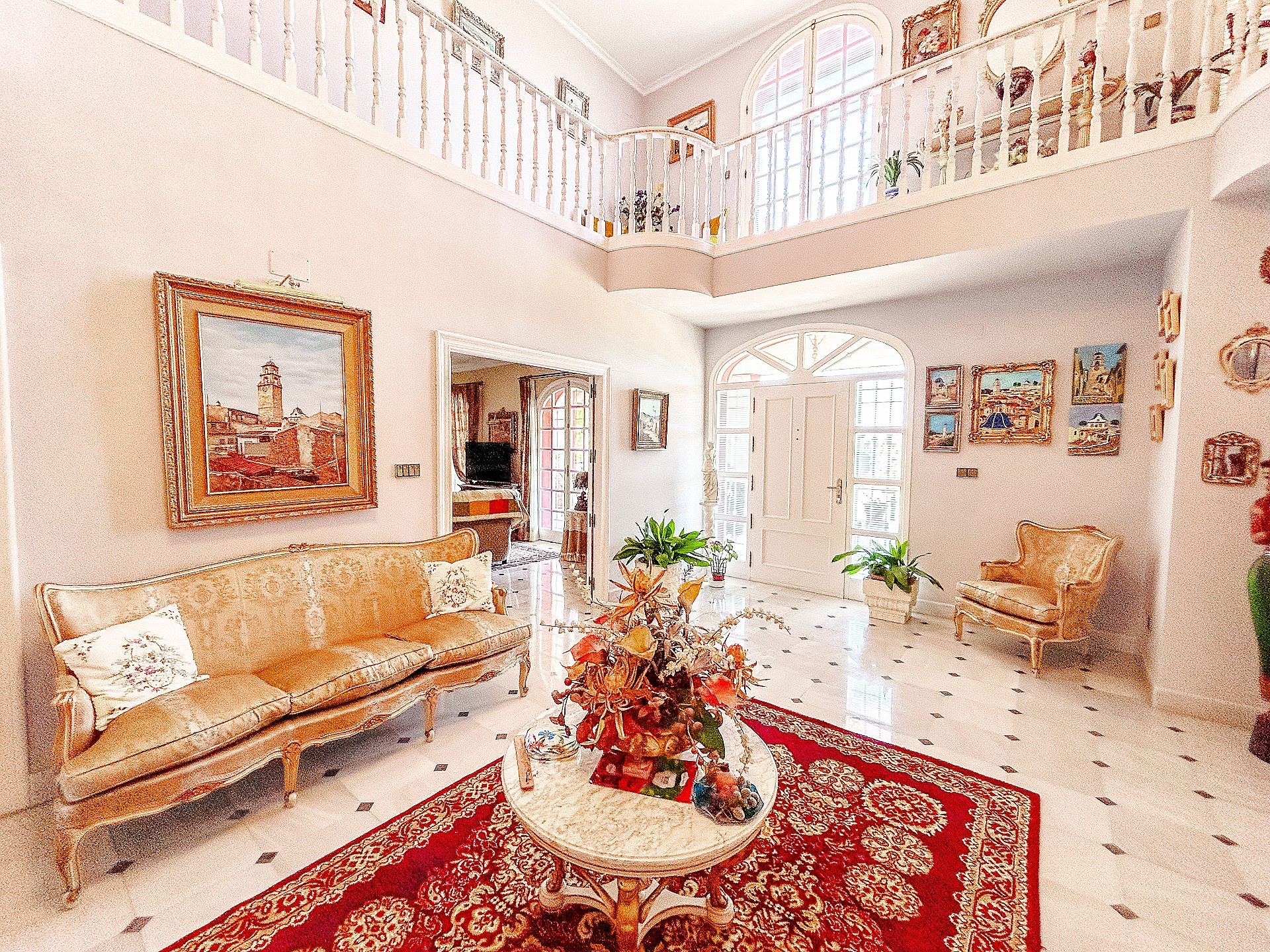 Resale - 6 Bedroom 4 Bathroom Villa in Monovar -  - Alicante