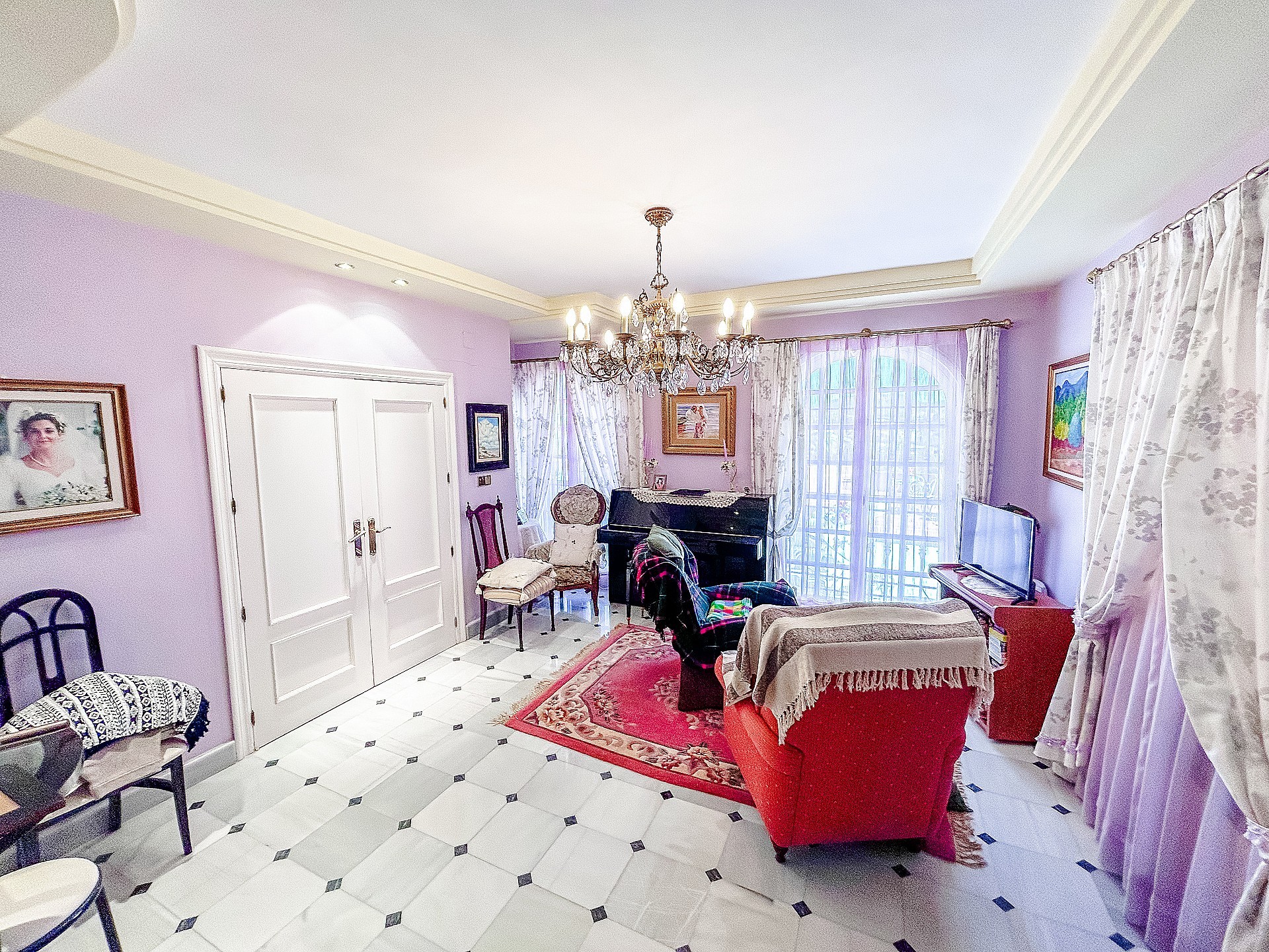 Resale - 6 Bedroom 4 Bathroom Villa in Monovar -  - Alicante