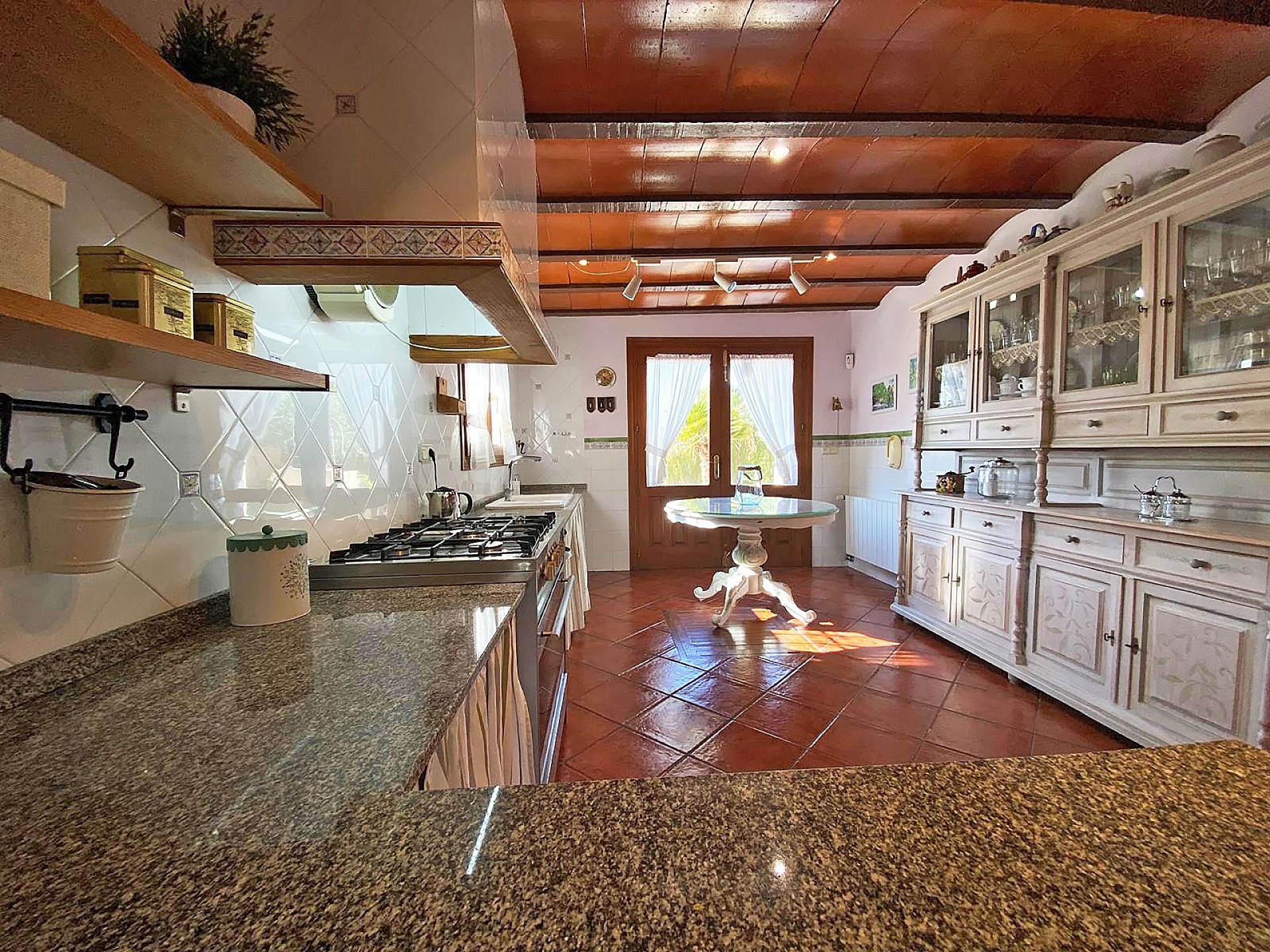 Resale - 4 Bedroom 3 Bathroom Country house in Culebron -  - Alicante