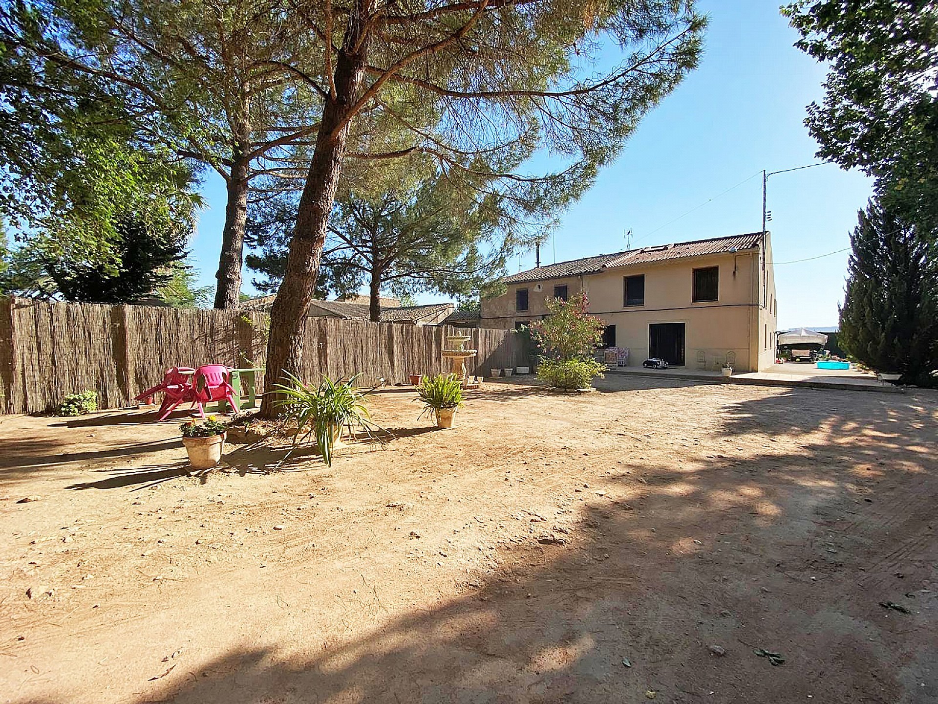 Resale - 4 Bedroom 3 Bathroom Country house in Culebron -  - Alicante