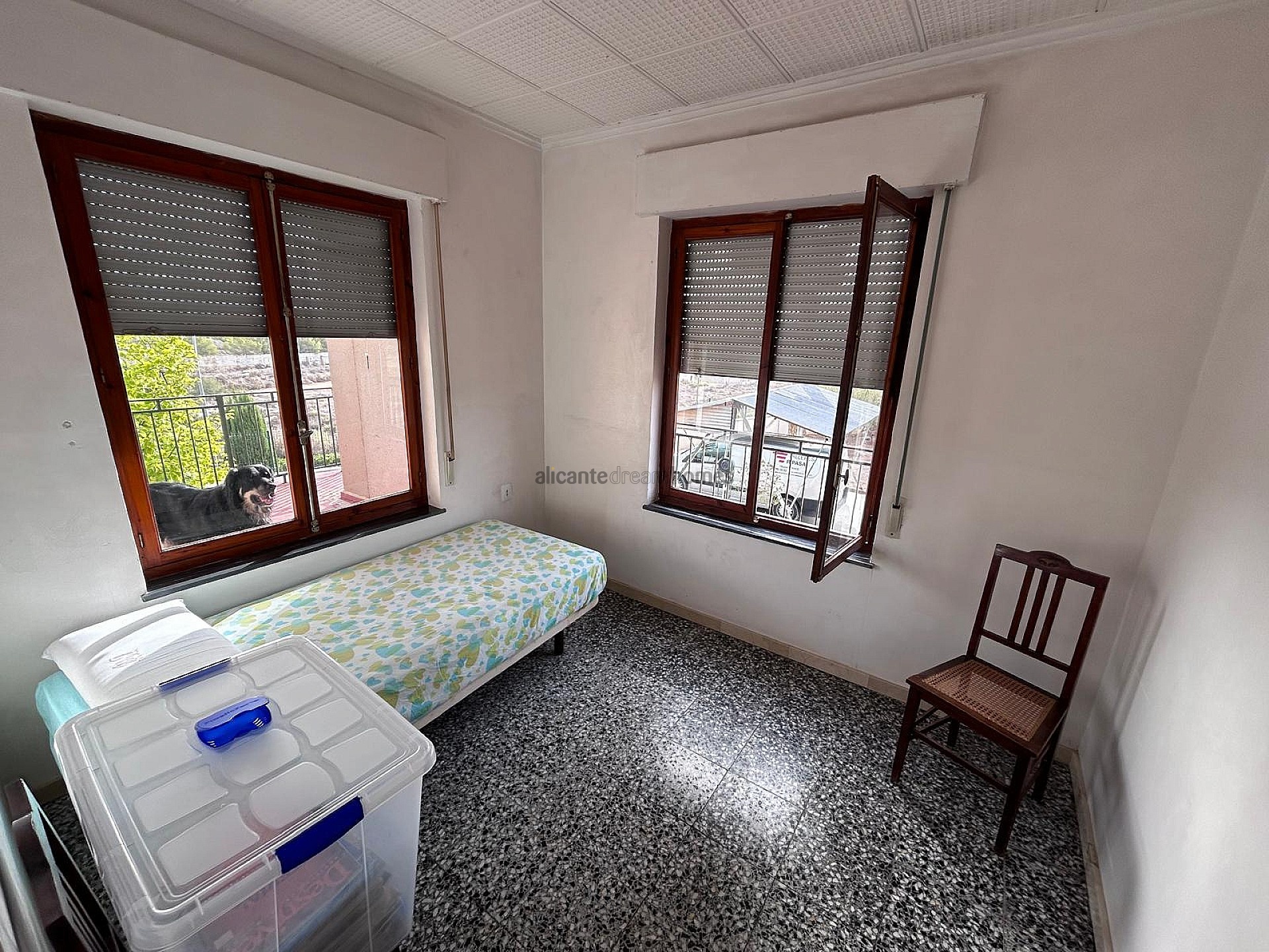 Resale - 6 Bedroom 2 Bathroom Villa in Monóvar -  - Alicante