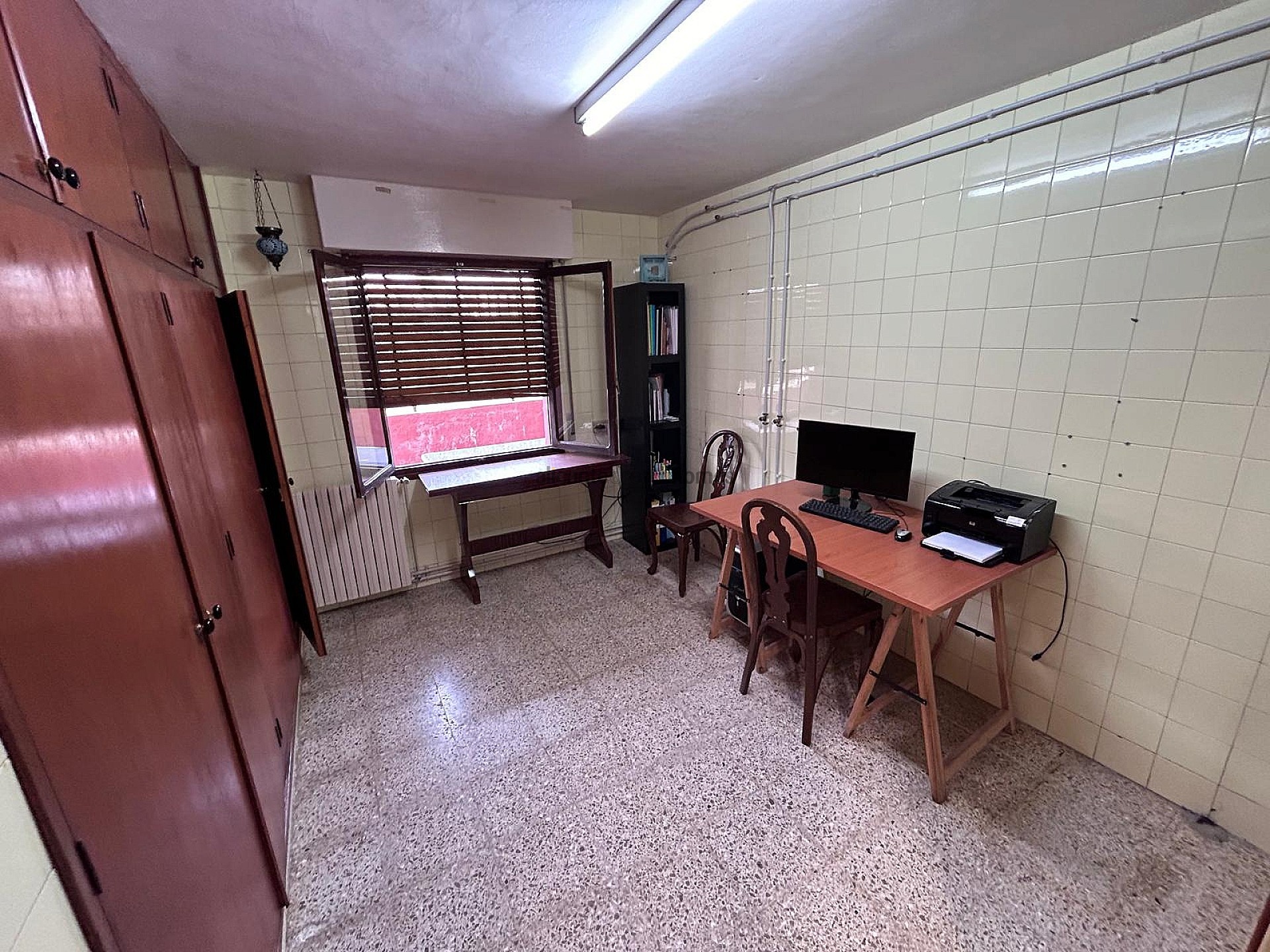 Resale - 6 Bedroom 2 Bathroom Villa in Monóvar -  - Alicante