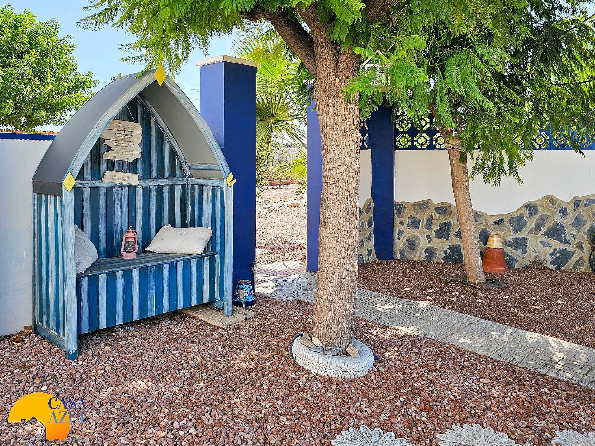 Resale - 6 Bedroom 5 Bathroom Finca in Catral -  - Alicante