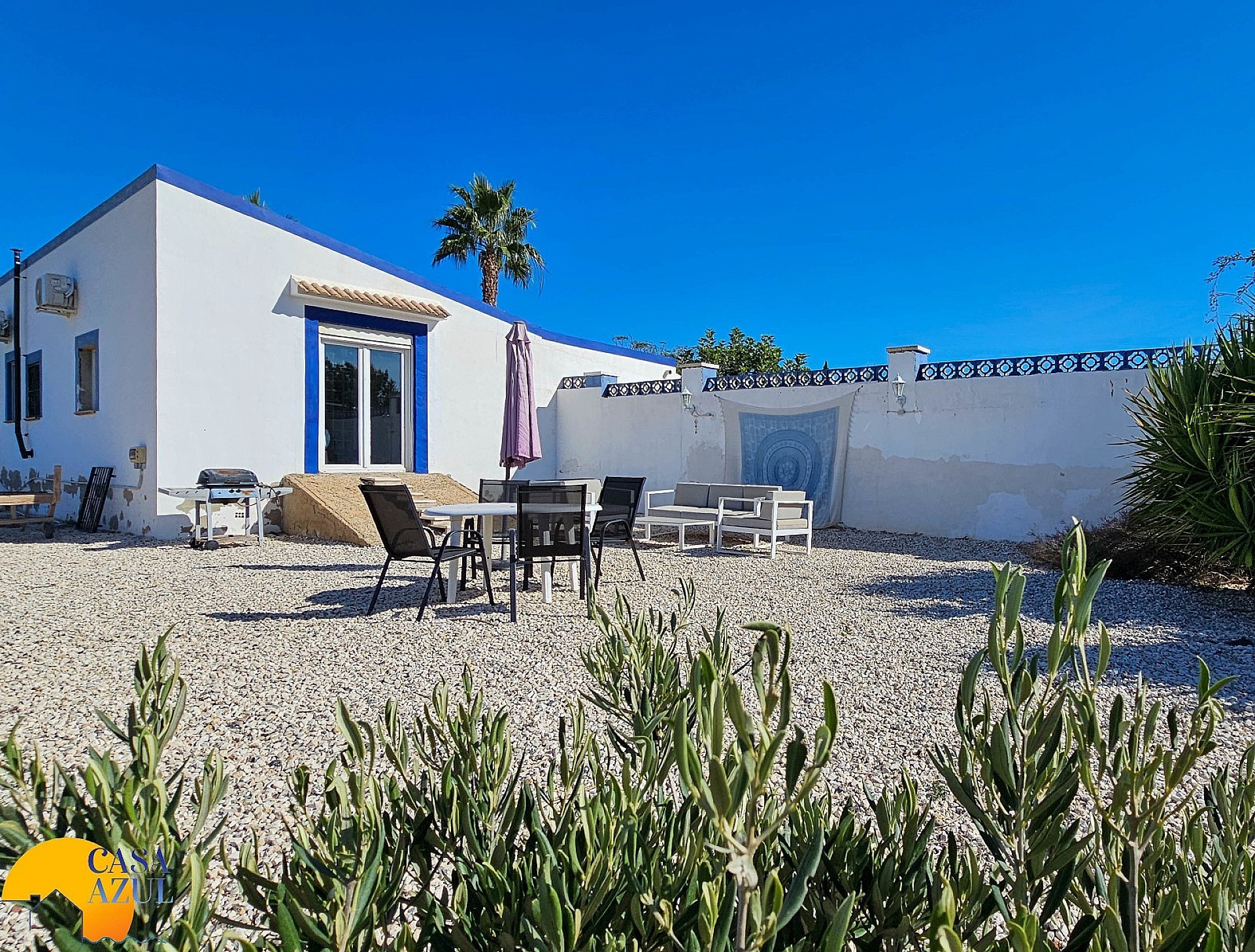 Resale - 6 Bedroom 5 Bathroom Finca in Catral -  - Alicante