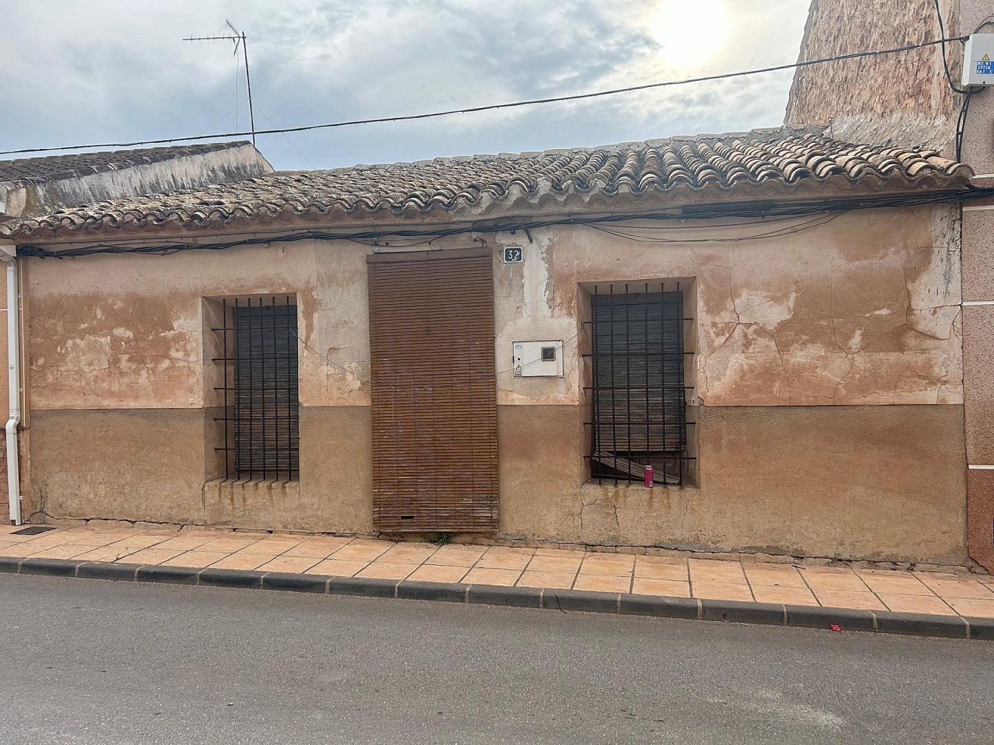 4 Bedroom 1 Bathroom Townhouse in Pinoso