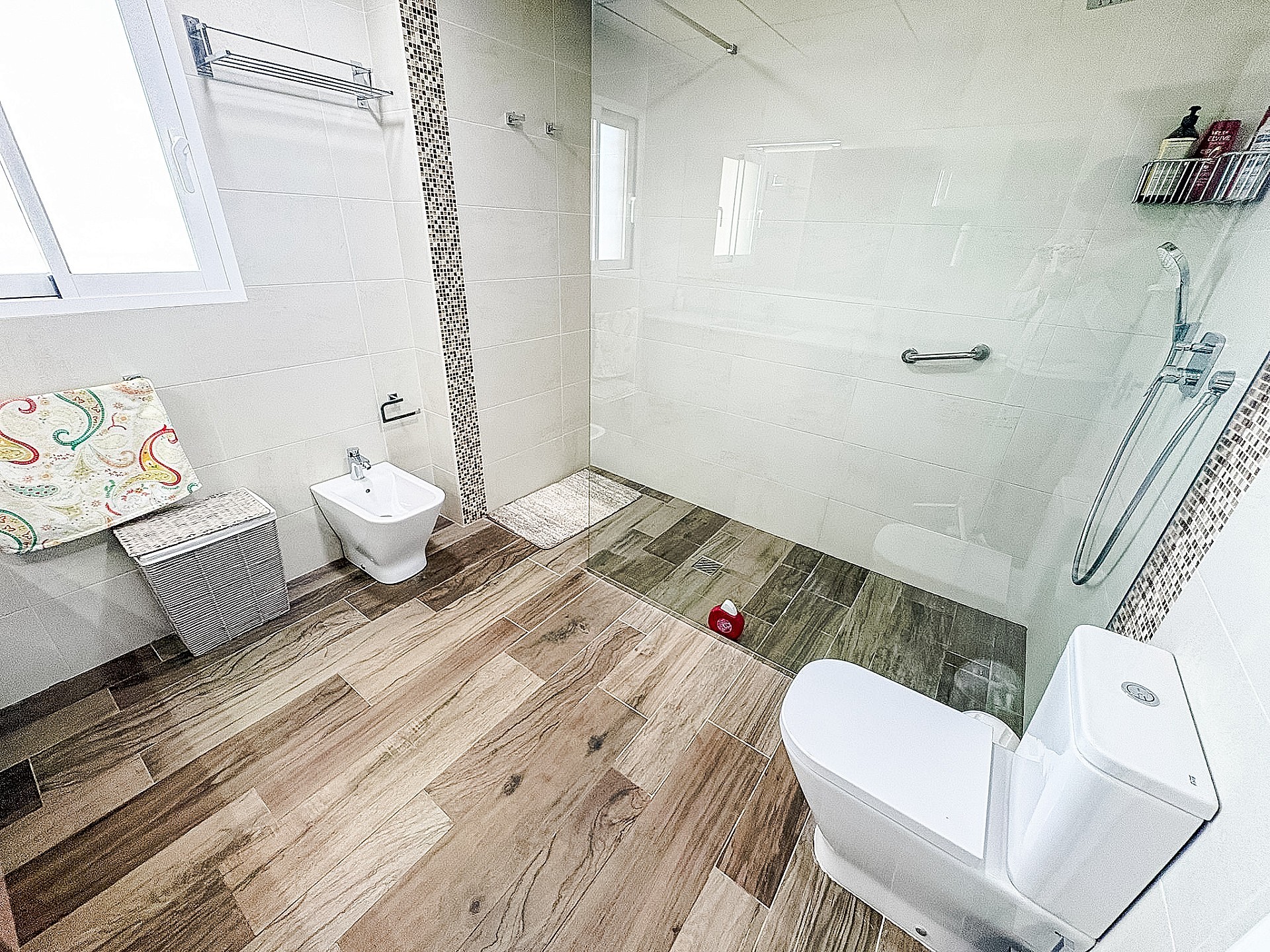 Resale - 8 Bedroom 7 Bathroom Villa in Crevillente -  - Alicante