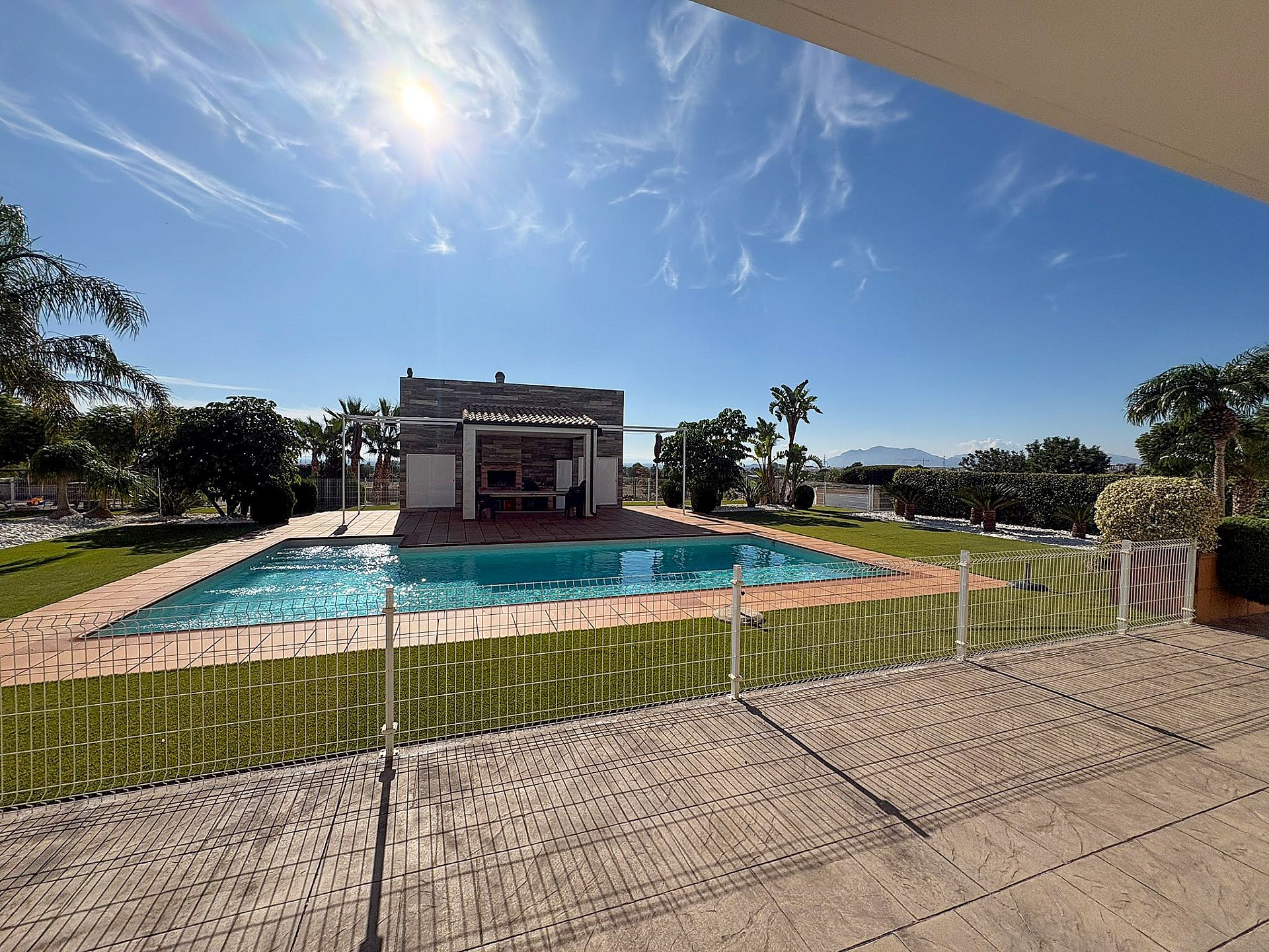 Resale - 8 Bedroom 7 Bathroom Villa in Crevillente -  - Alicante