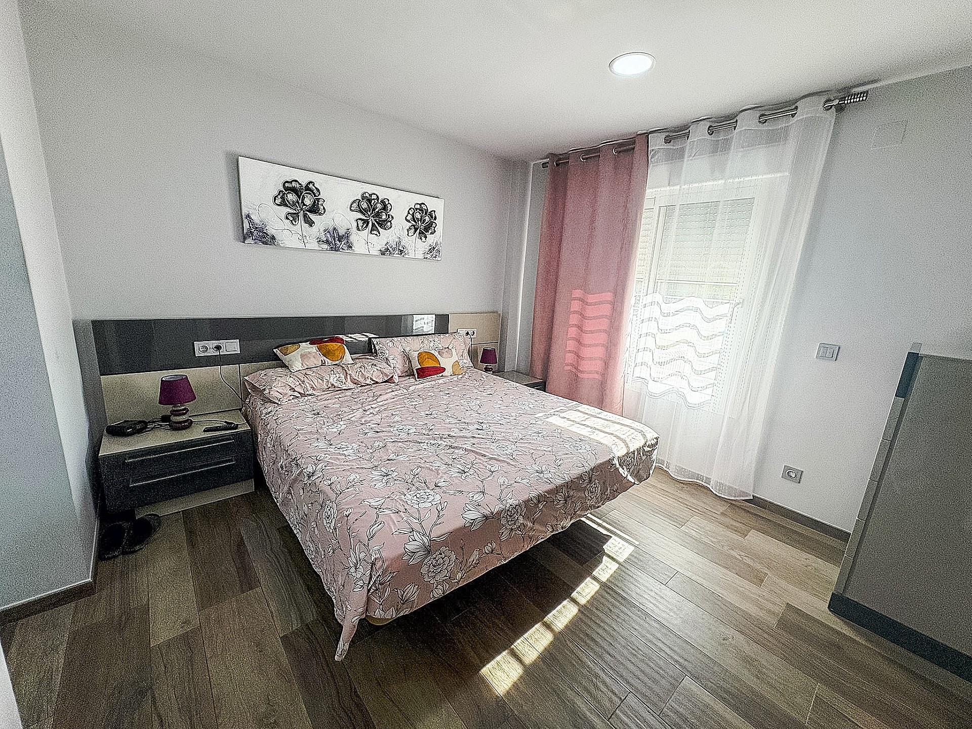 Resale - 8 Bedroom 7 Bathroom Villa in Crevillente -  - Alicante