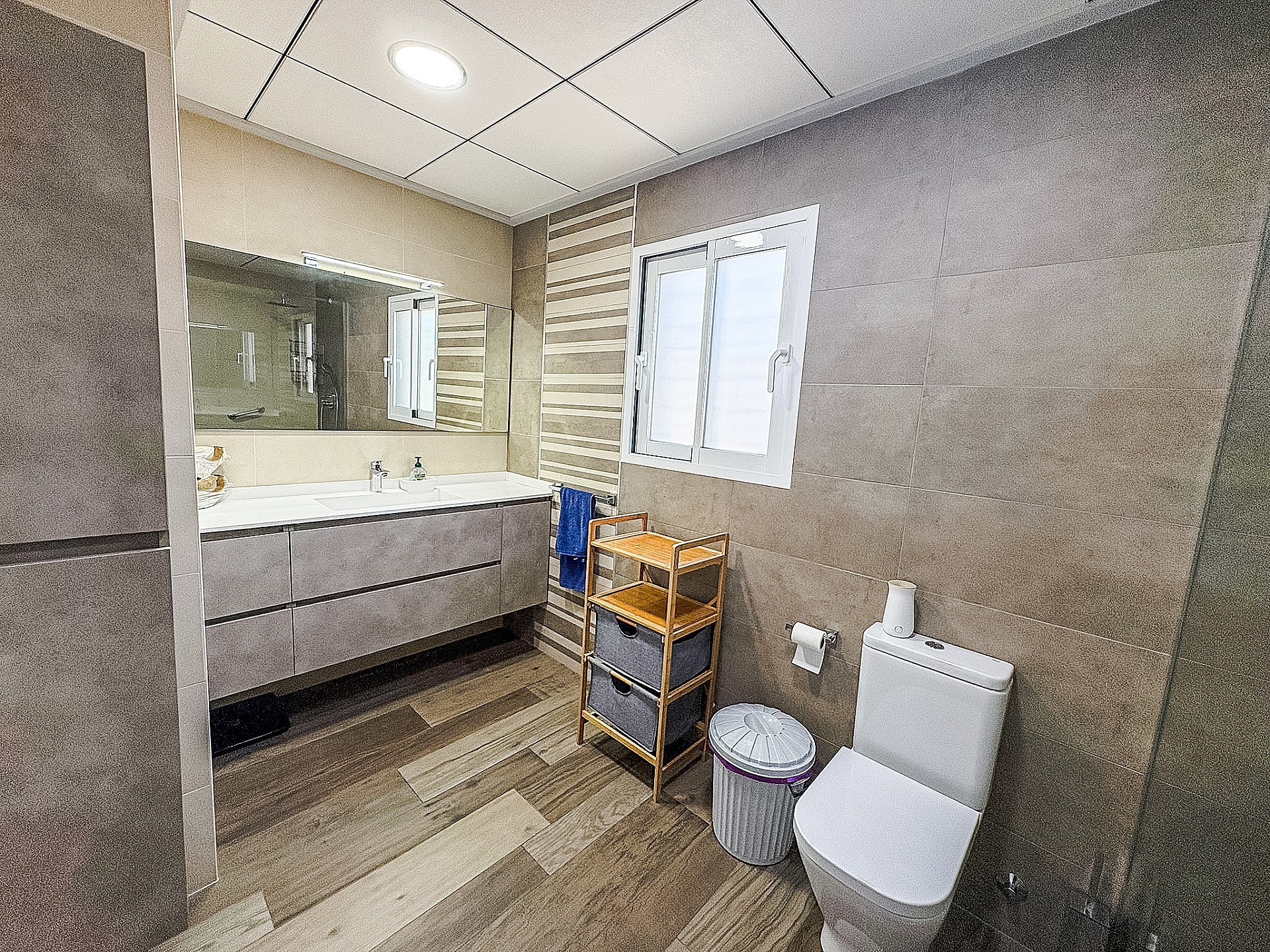 Resale - 8 Bedroom 7 Bathroom Villa in Crevillente -  - Alicante